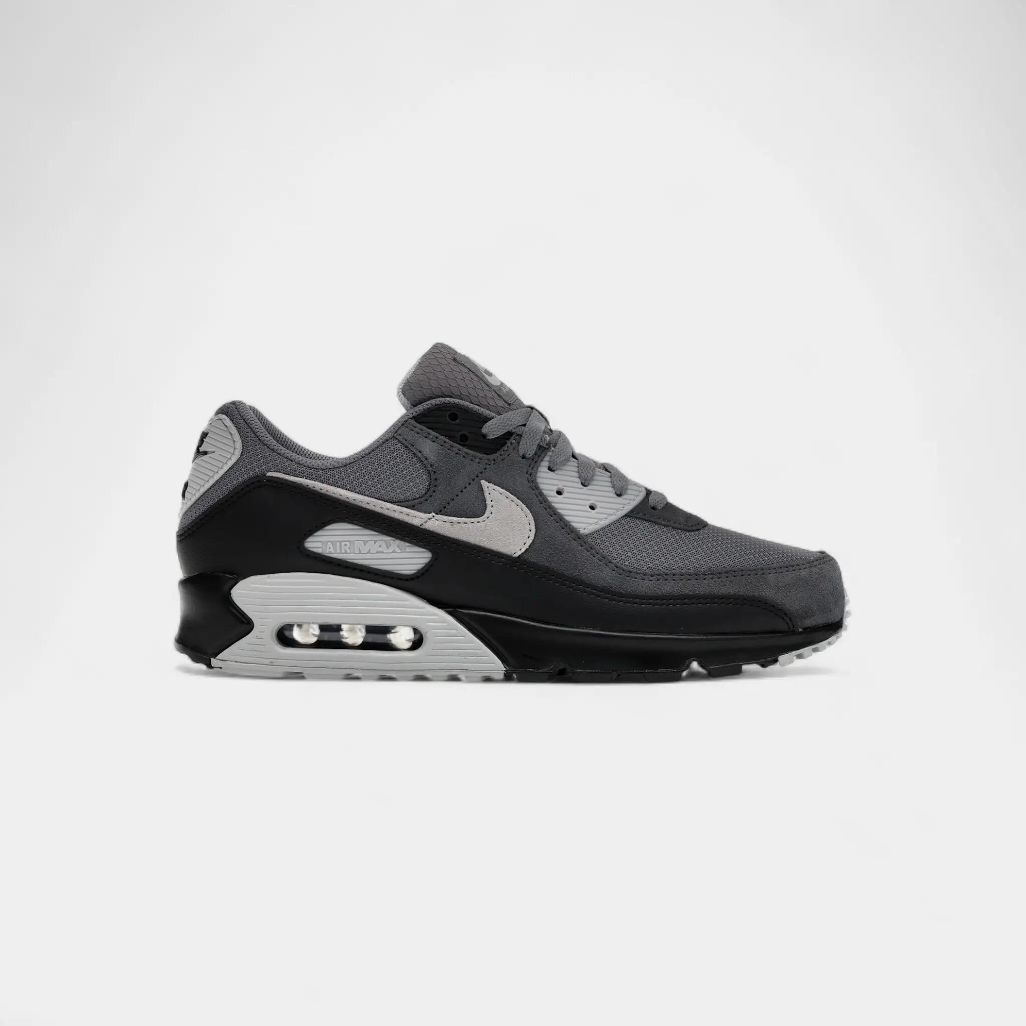 NIKE picture