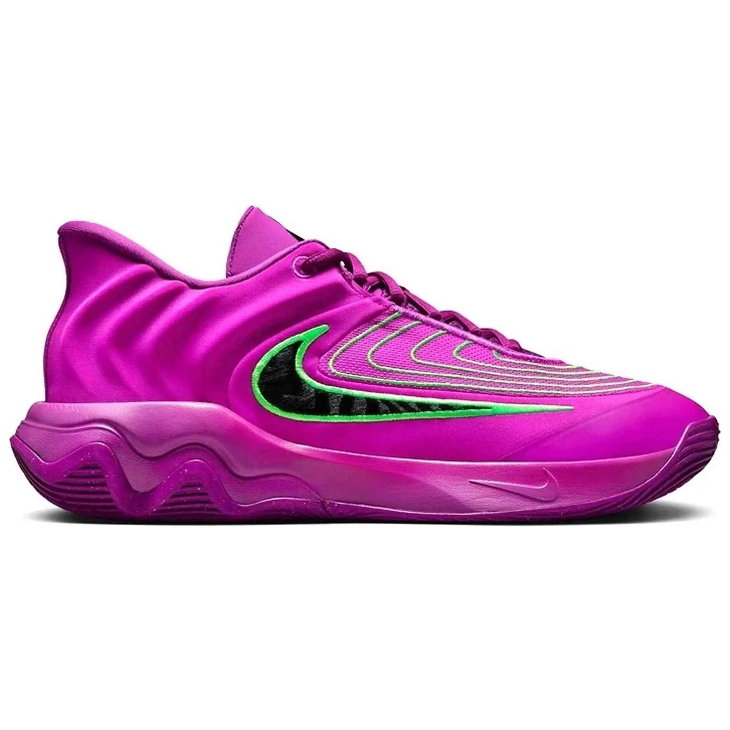 NIKE picture