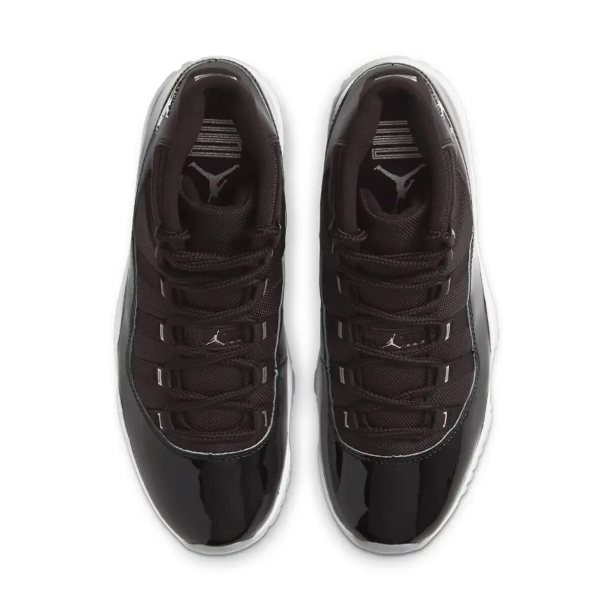 Air Jordan 11 Retro Black Clear 5/7