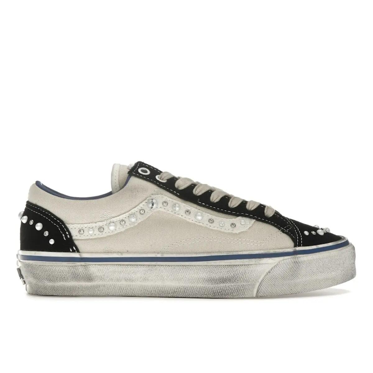 VANS picture