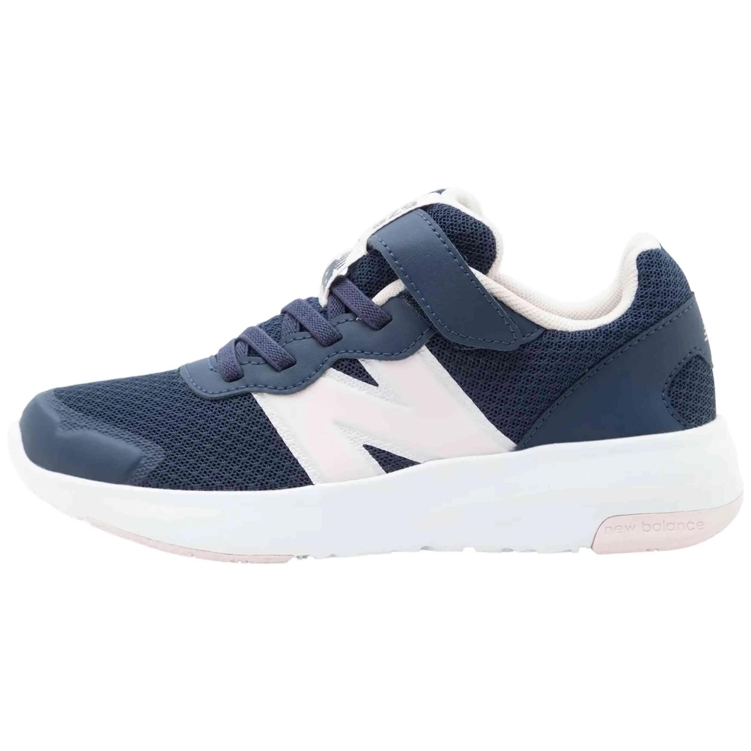 NEW BALANCE picture