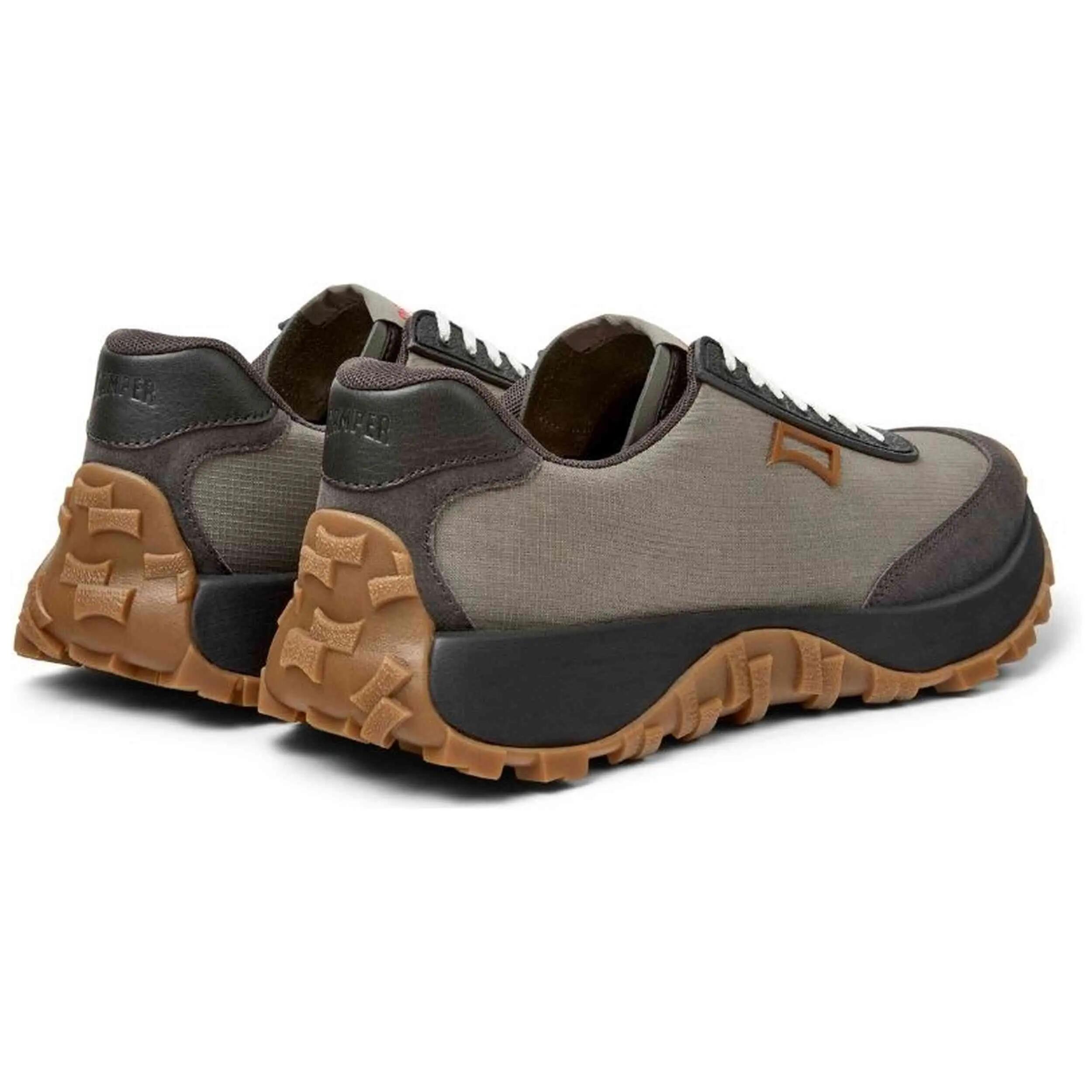Scarpe Camper modello Drift Trail per uomini 3/5