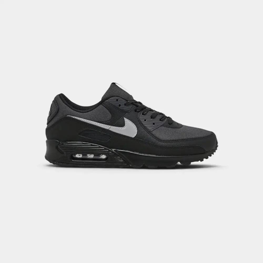 NIKE picture