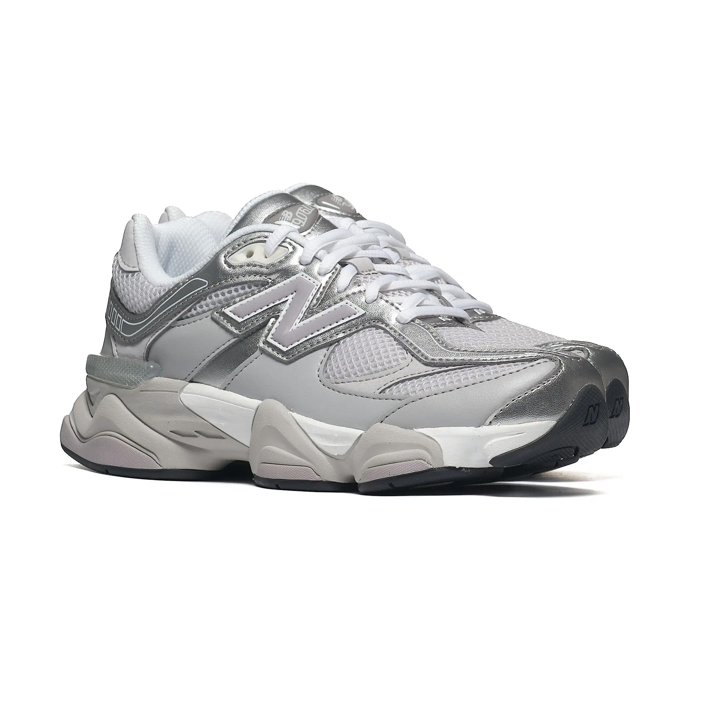 NEW BALANCE picture