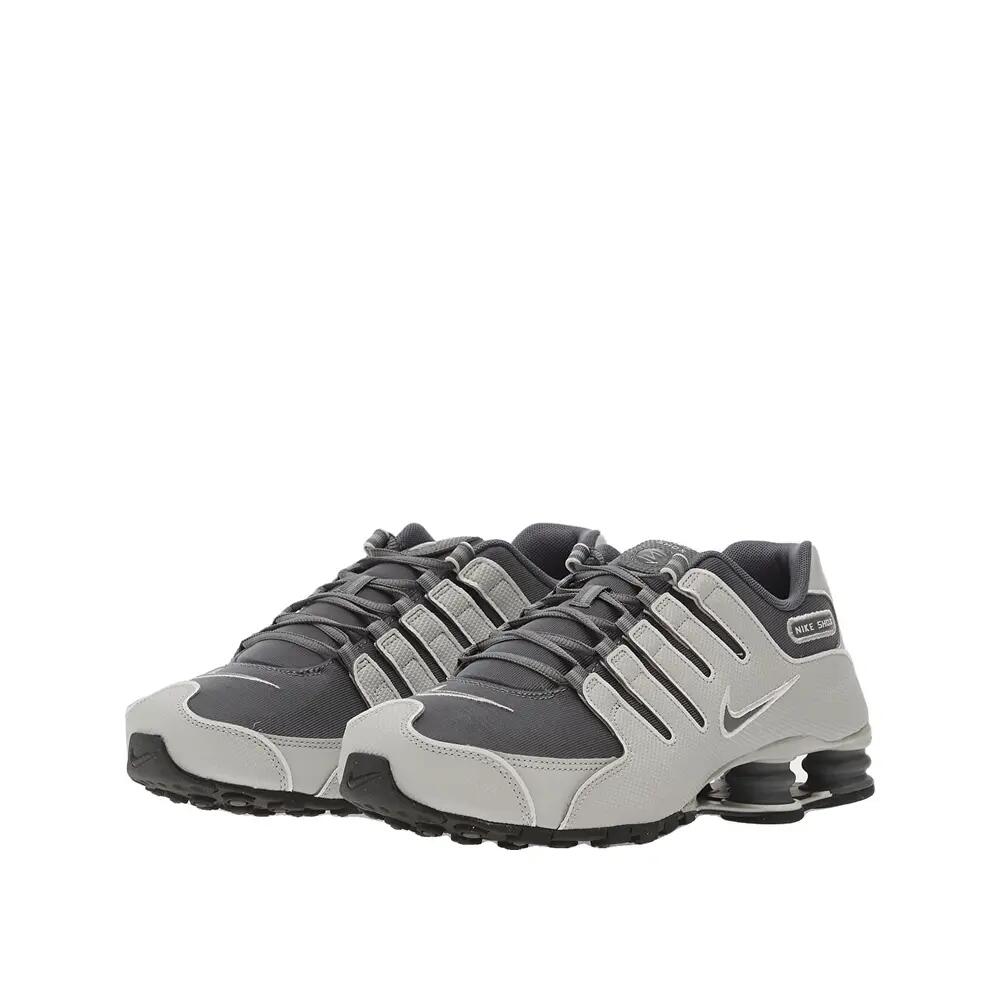 Scarpe Nike Shox NZ SE Grigio Fumè 5/6