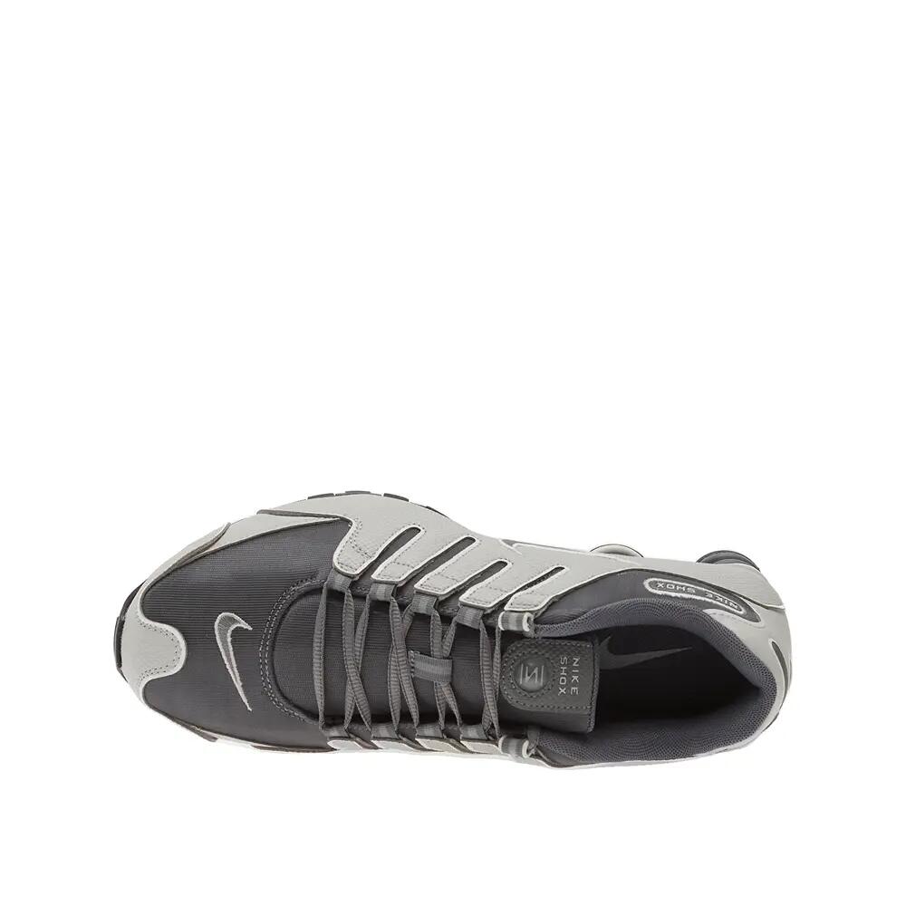 Scarpe Nike Shox NZ SE Grigio Fumè 3/6