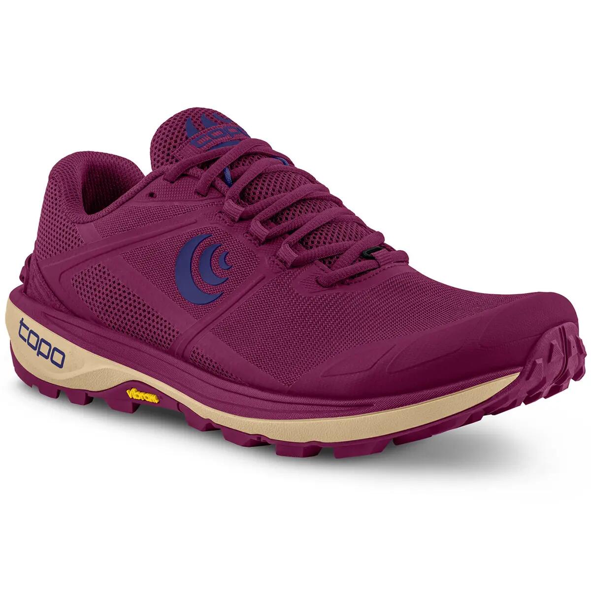 TOPO ATHLETIC picture