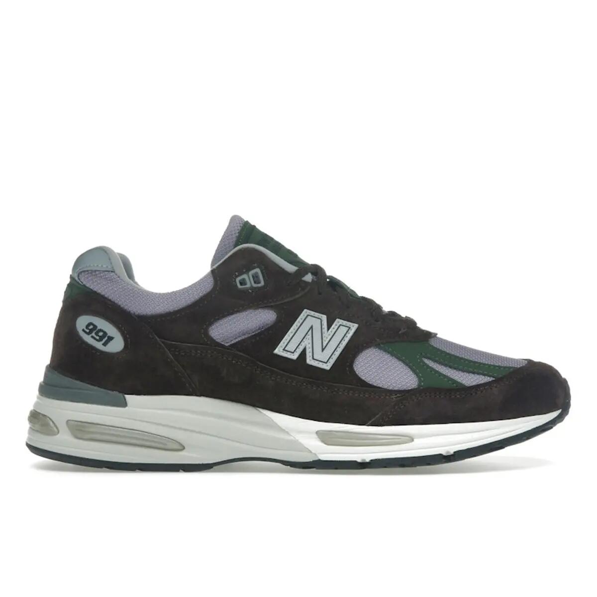 NEW BALANCE picture