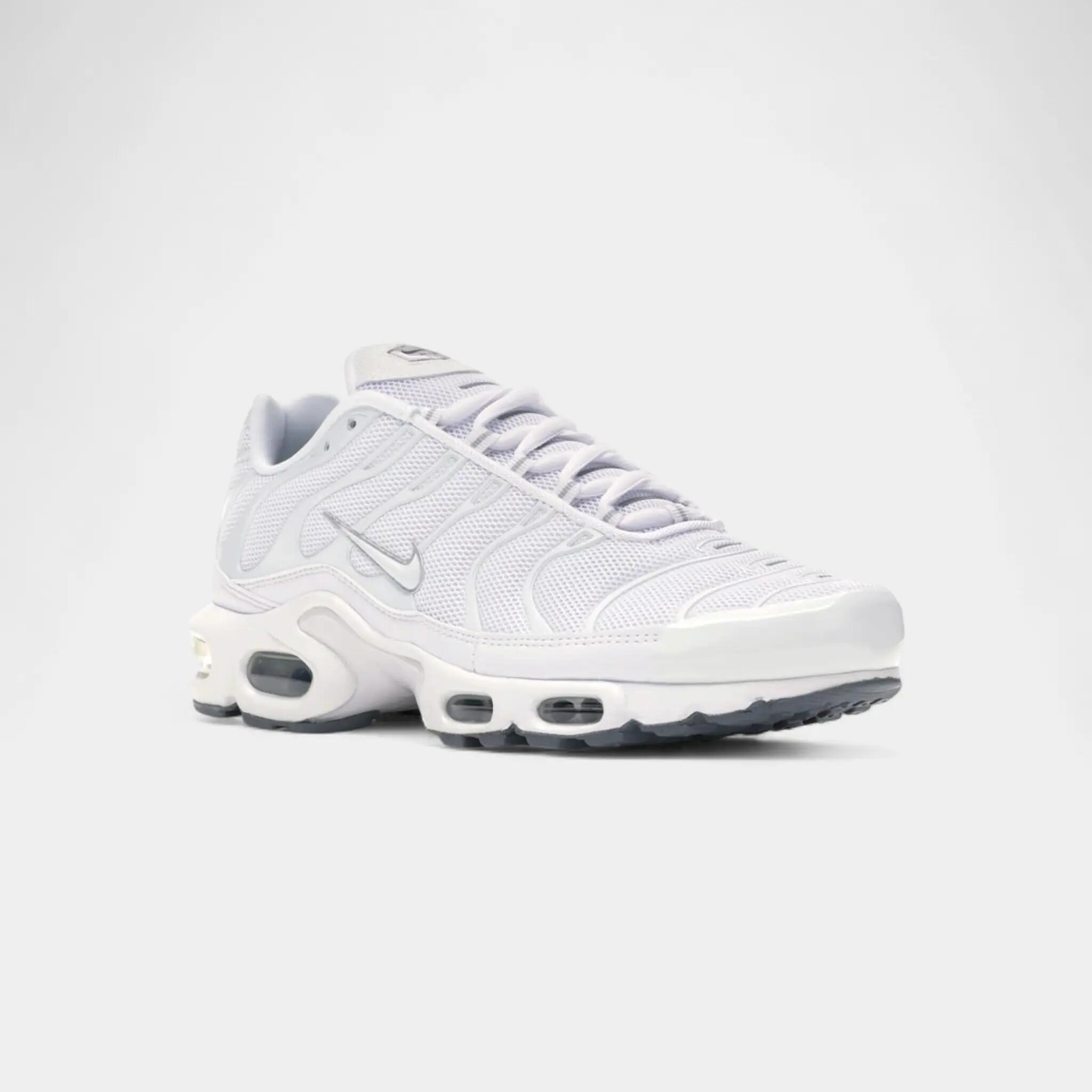 Nike Air Max Plus White 2/5