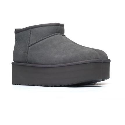 Damskie śniegowce Ugg Classic Ultra Mini Platform 1135092-CHRC