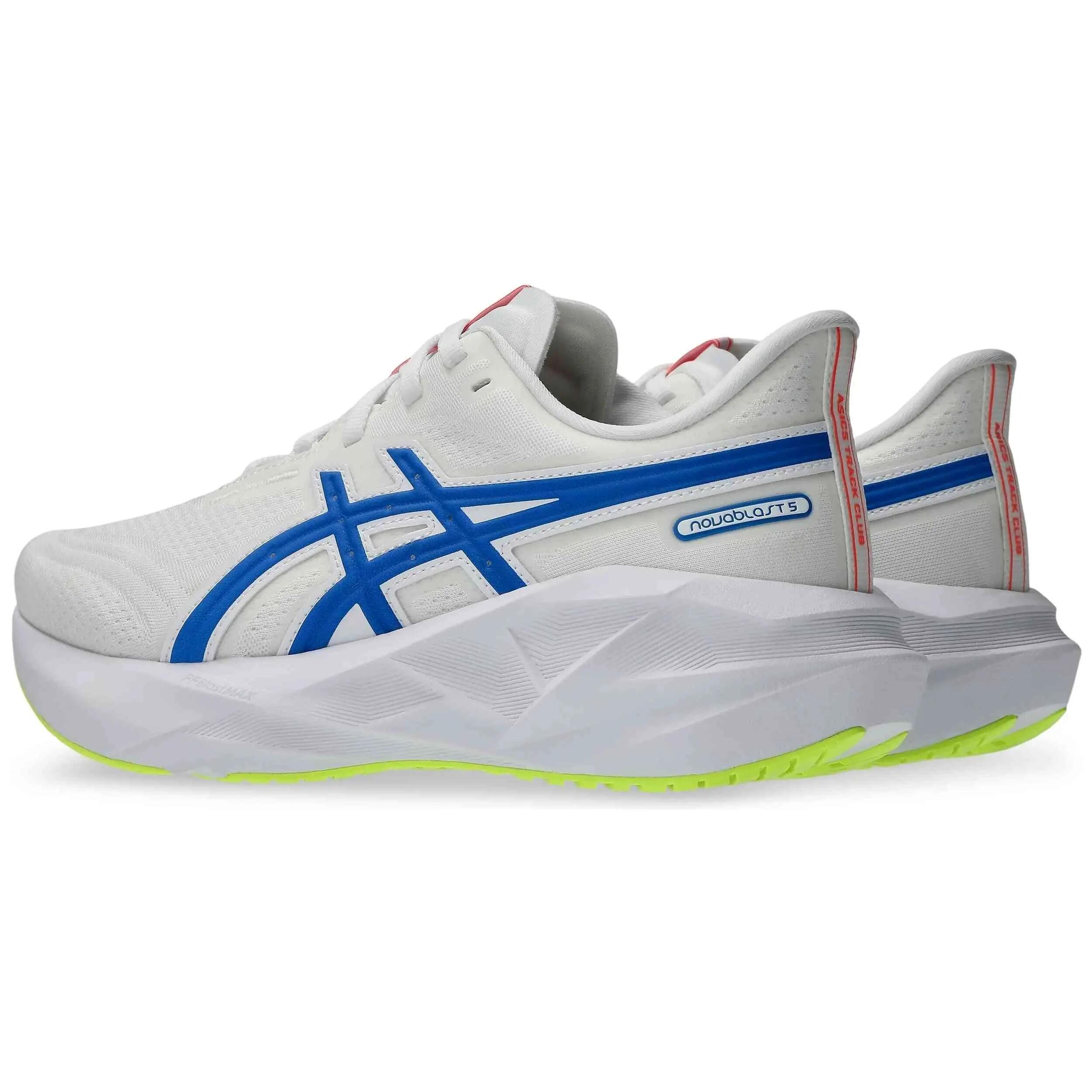 Scarpe da running Asics modello Novablast 5 ATC "White/Tuna Blue" per unisex 3/5