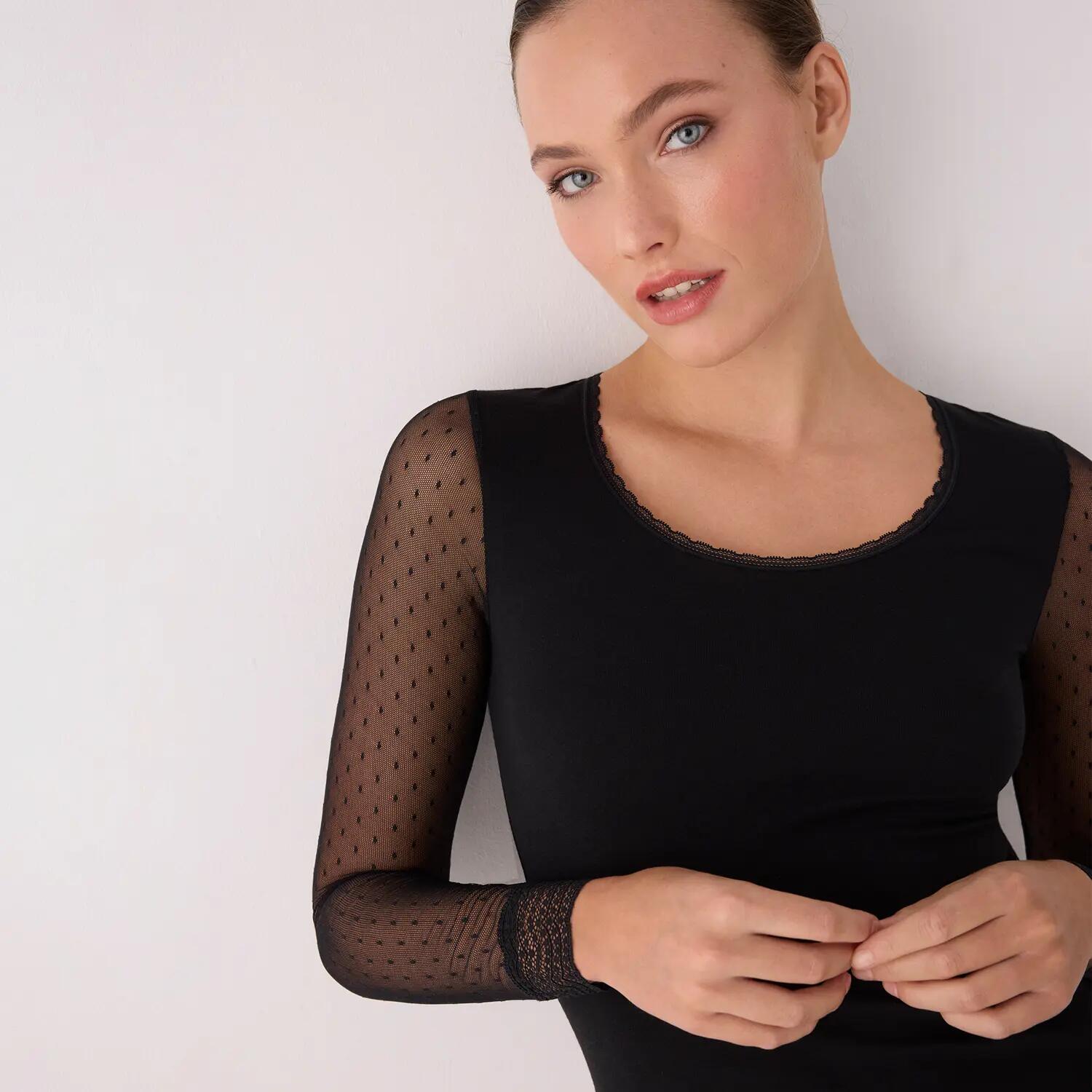 Top noir manches longues en plumetis avec dentelle 3/7