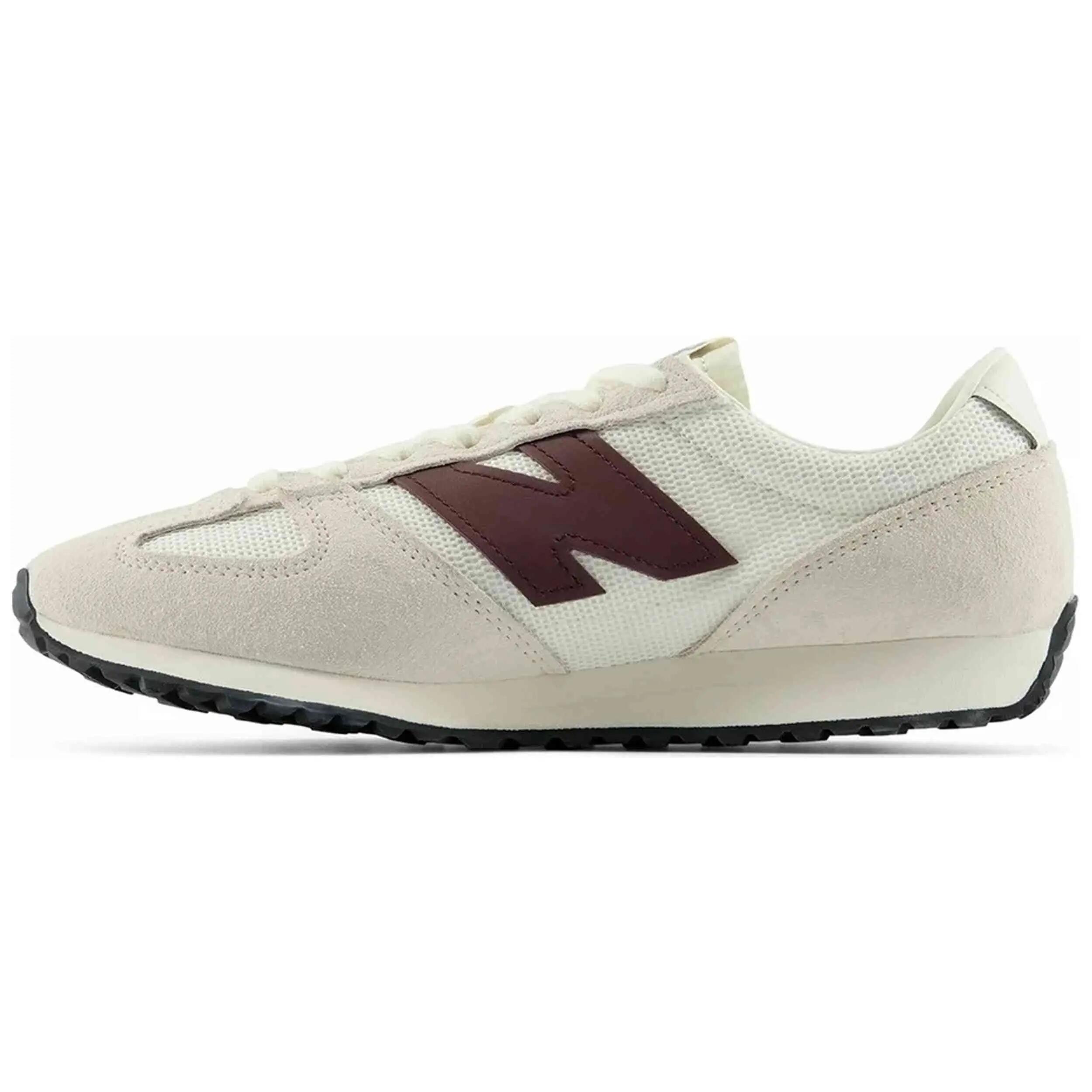 NEW BALANCE picture