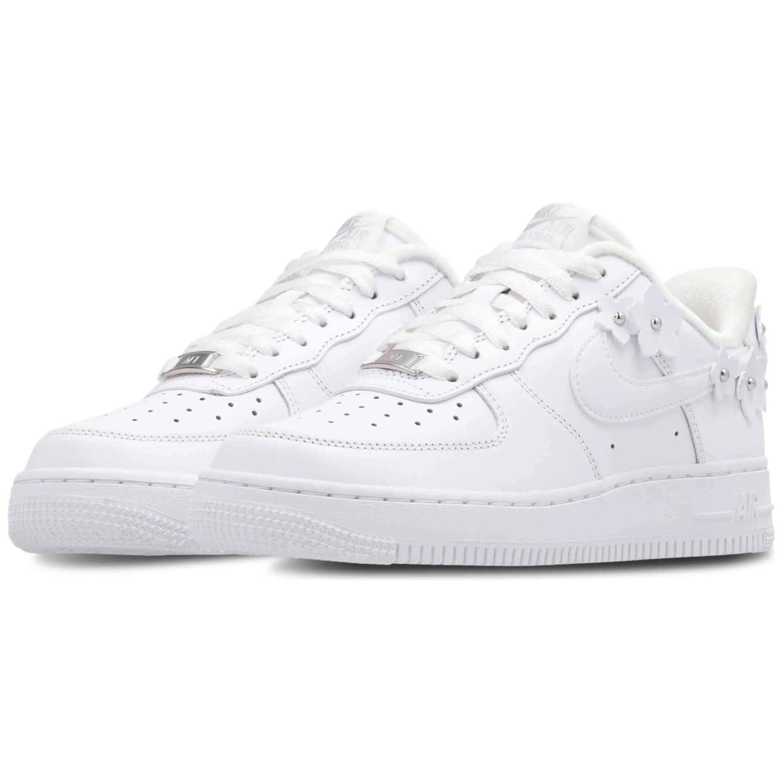 Zapatillas Nike modelo Air Force 1 para mujer 3/5