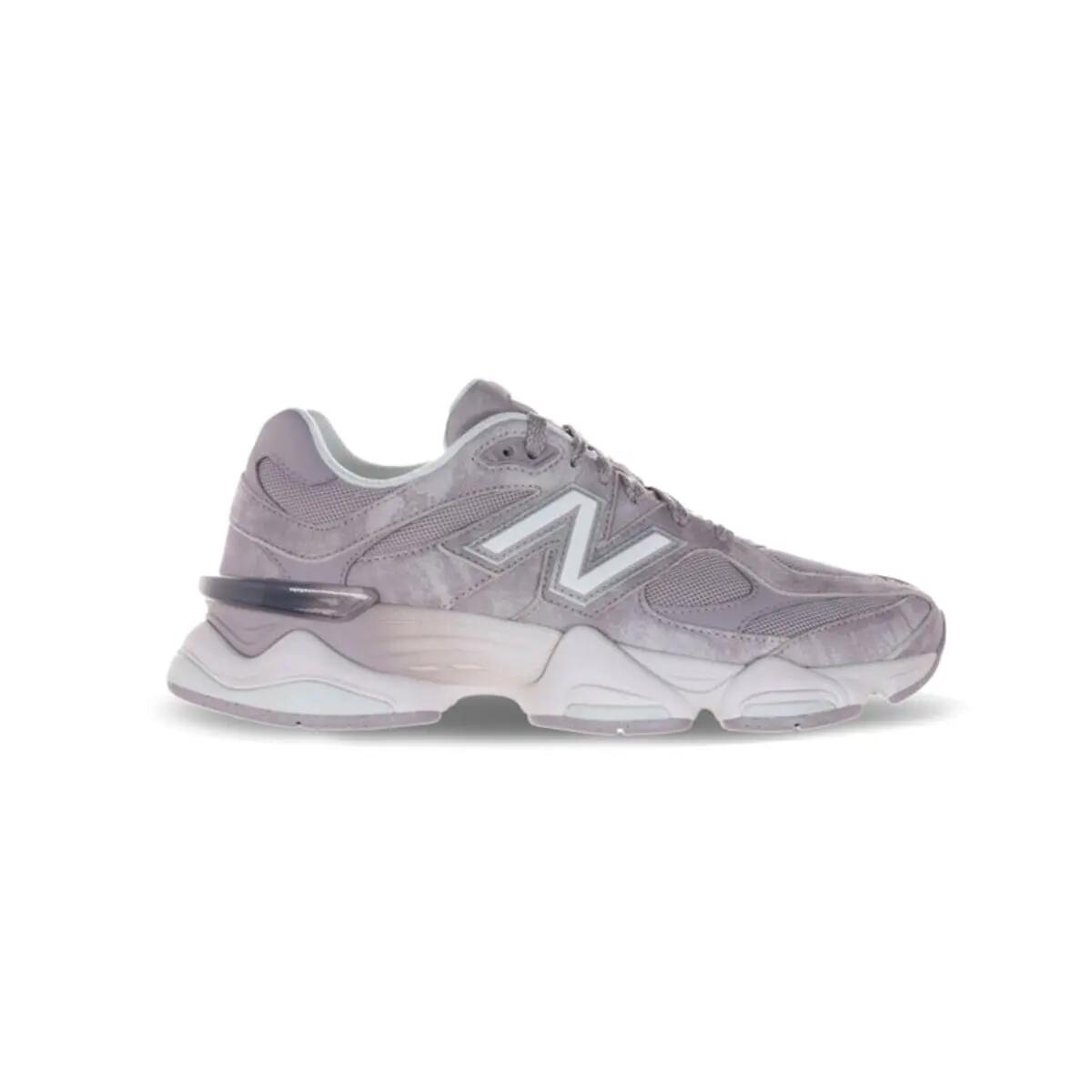 NEW BALANCE picture
