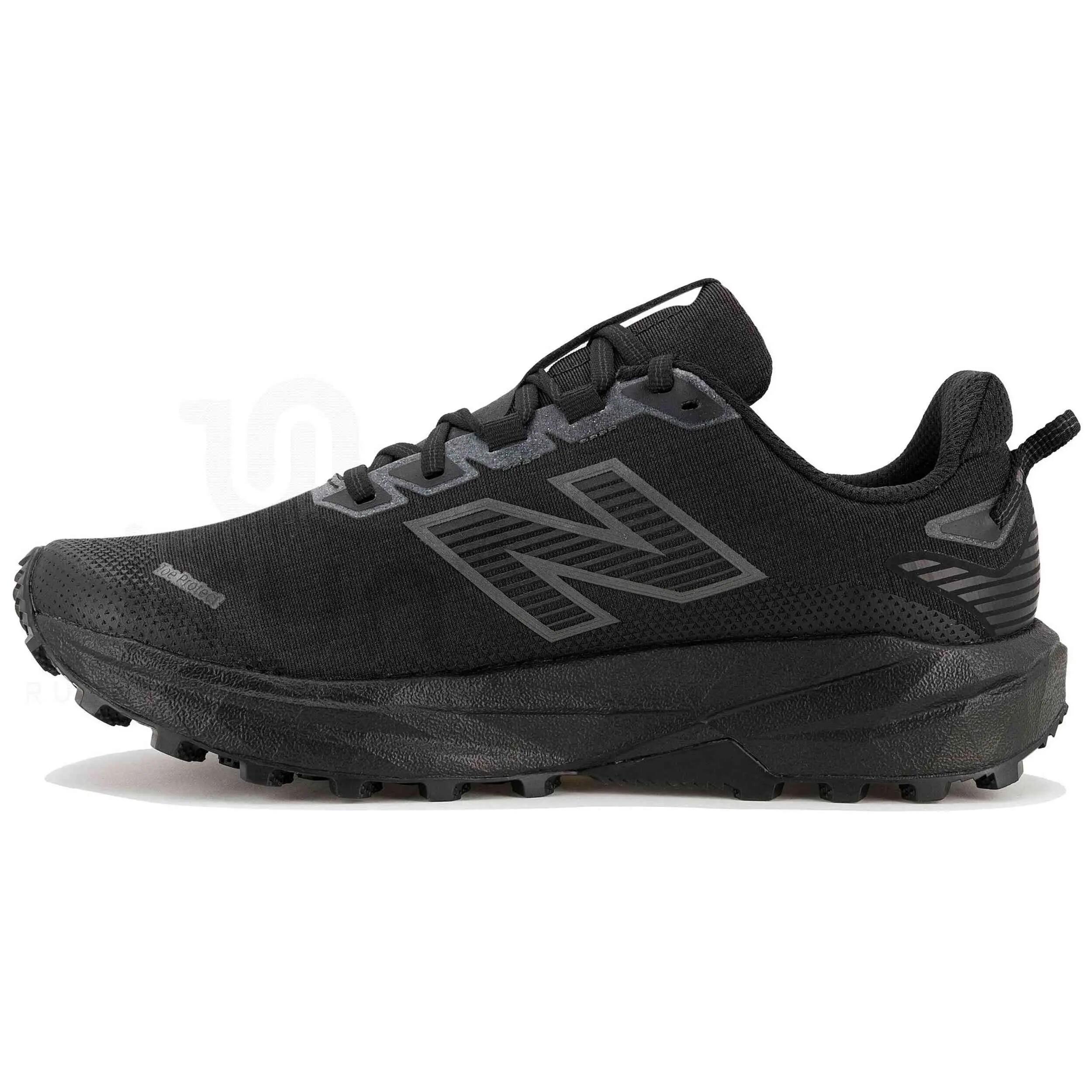NEW BALANCE picture