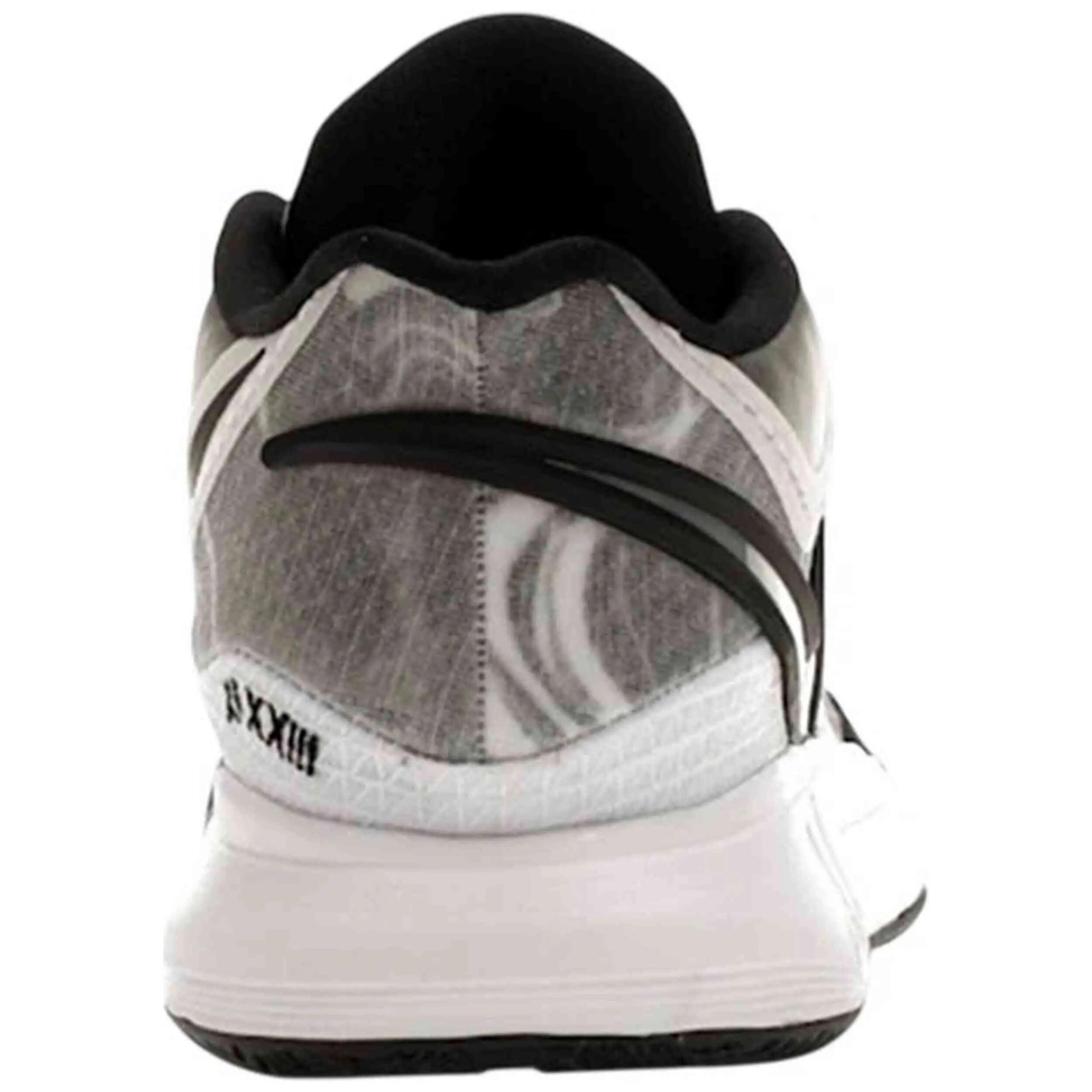 Scarpe da basket Nike modello Nike Kyrie 8 "White-Black" per uomini 4/4
