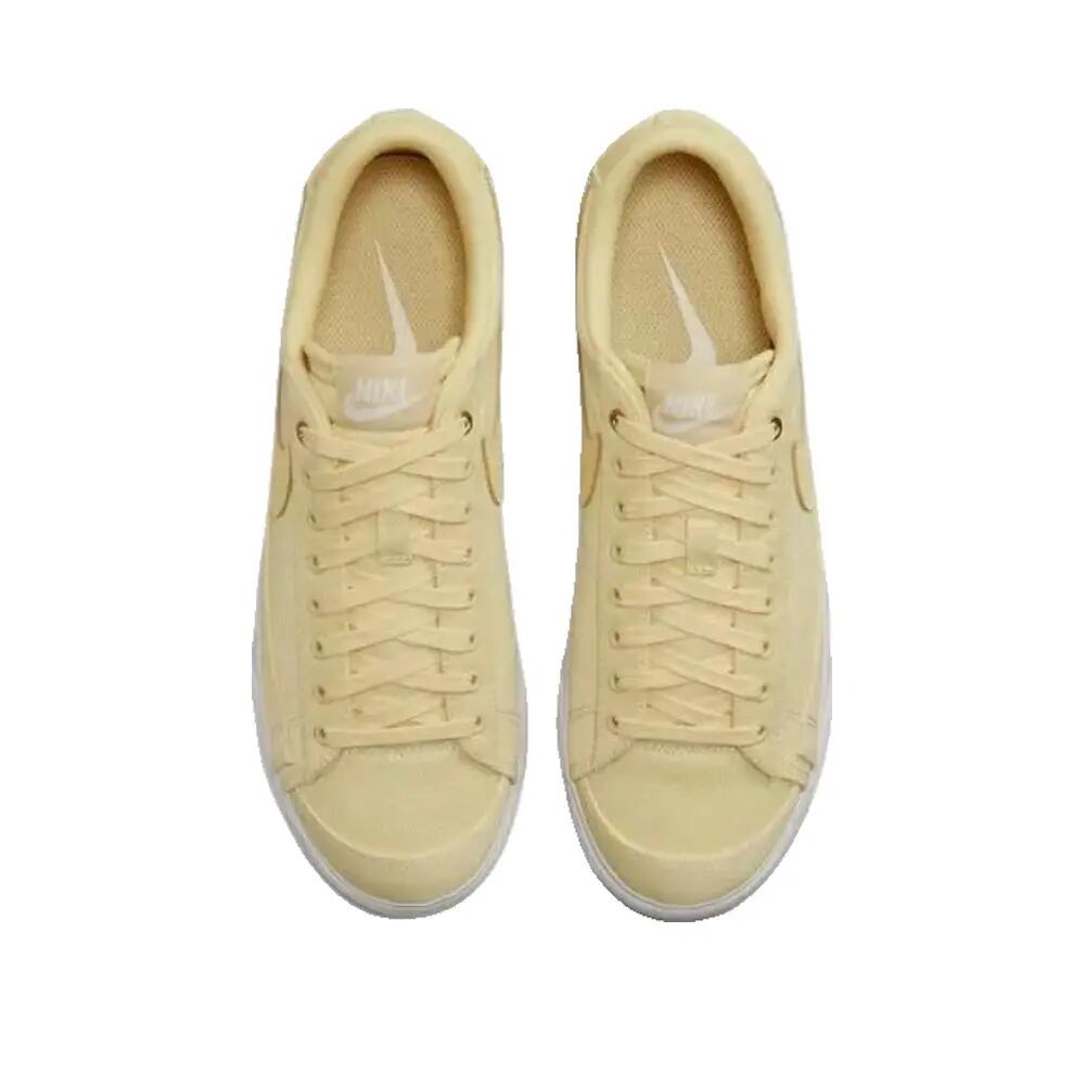 Zapatos Nike Blazer Low Platform Blancos 4/4