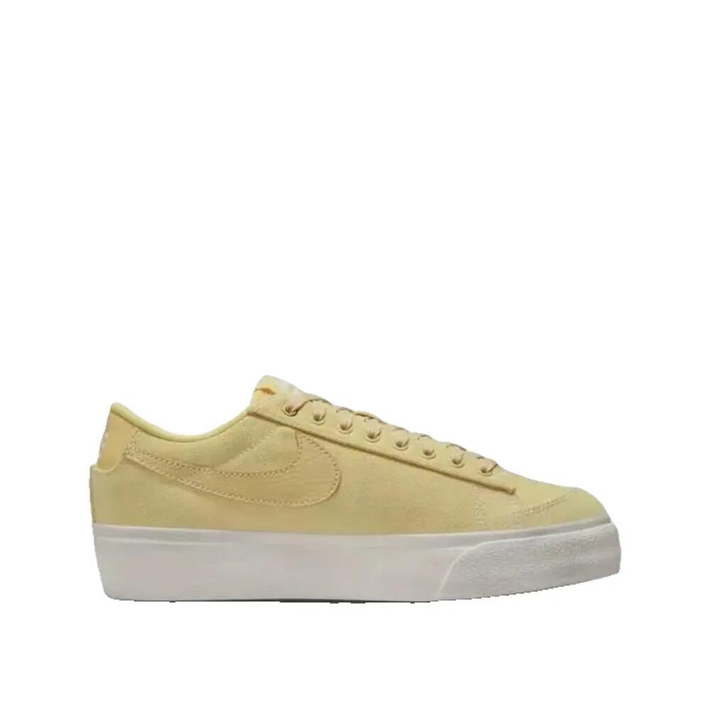 Zapatos Nike Blazer Low Platform Blancos 2/4