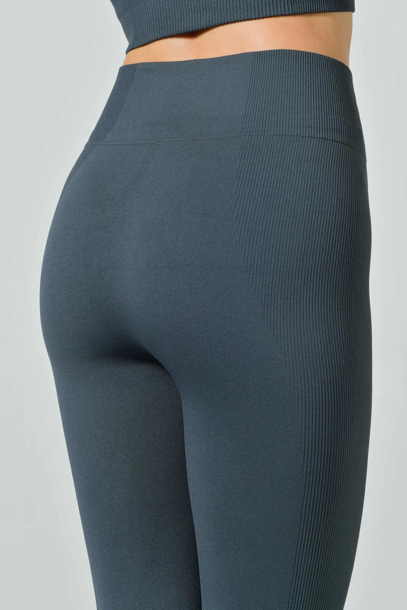 Dámské legíny Omm Yoga s vysokým pasem od Risalti Ilena 4/5