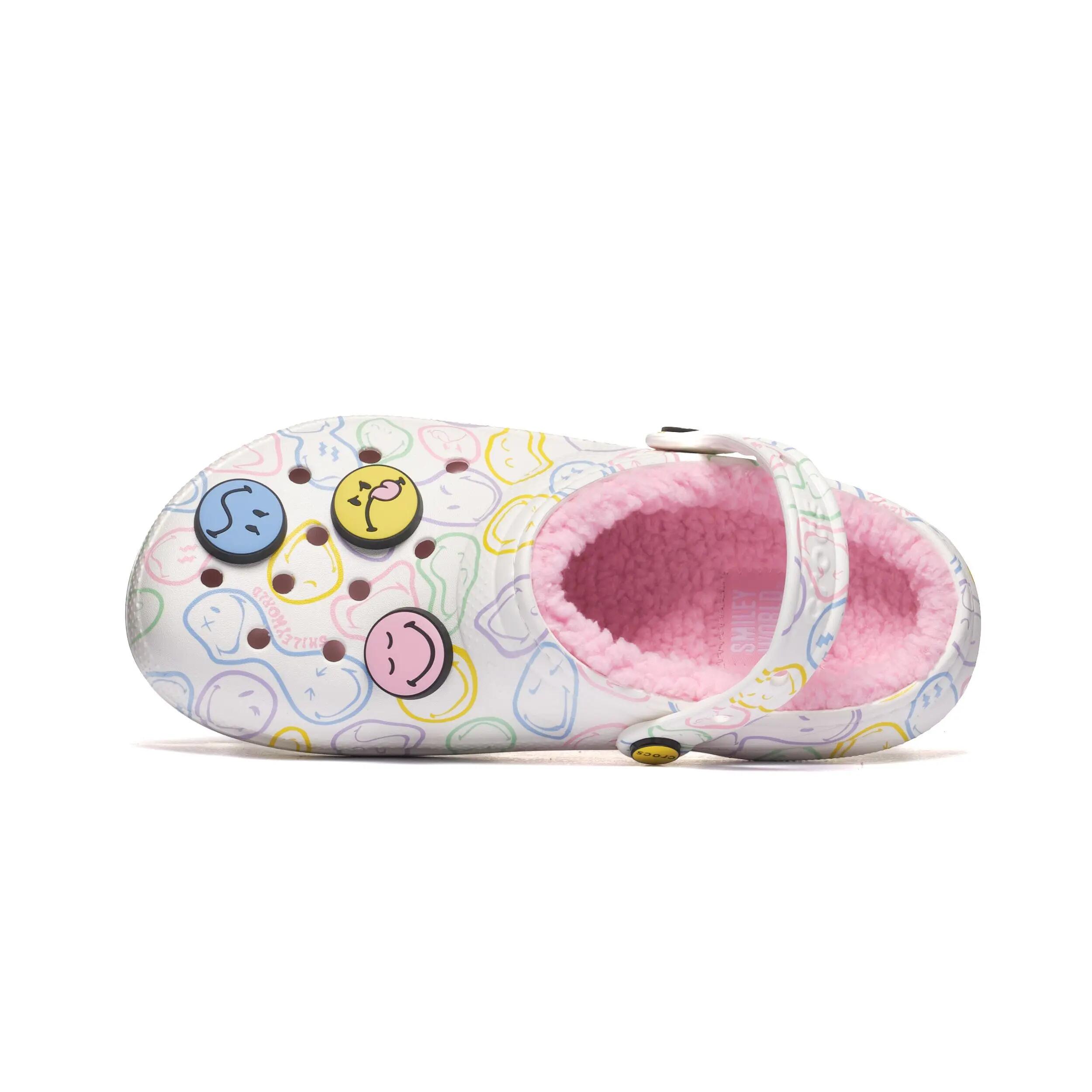 Chodaki Crocs Smiley Classic Lined Clog 211696-90H 4/6