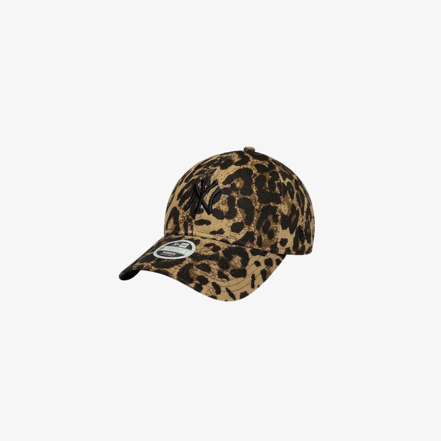 Casquette New Era modèle WMNS LEOPARD 9TWENTY NEYYAN BRSCAM pour unisexe