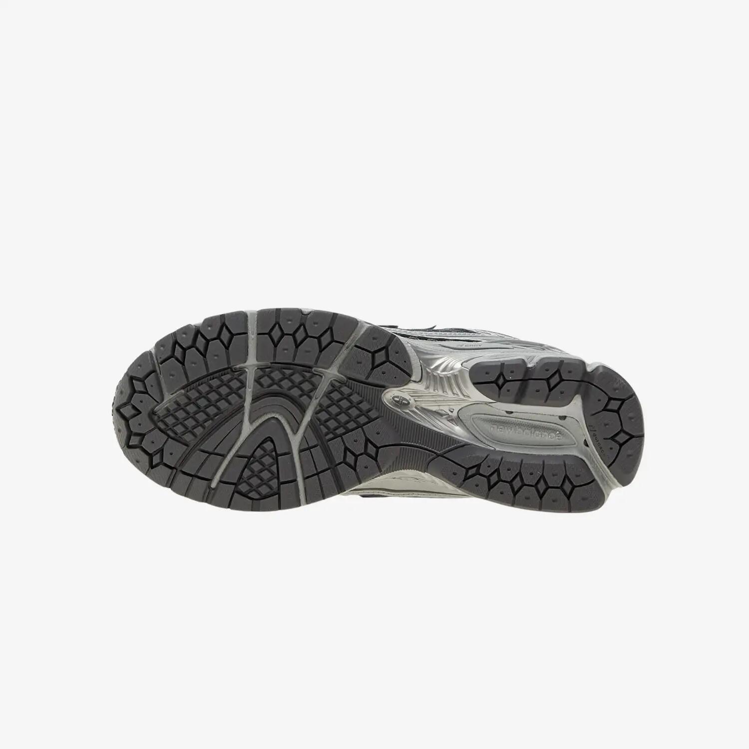 Herren - Running - Schuhe - Komfortabel, Vielseitig - 1906r - Harbor grey/silver 5/5