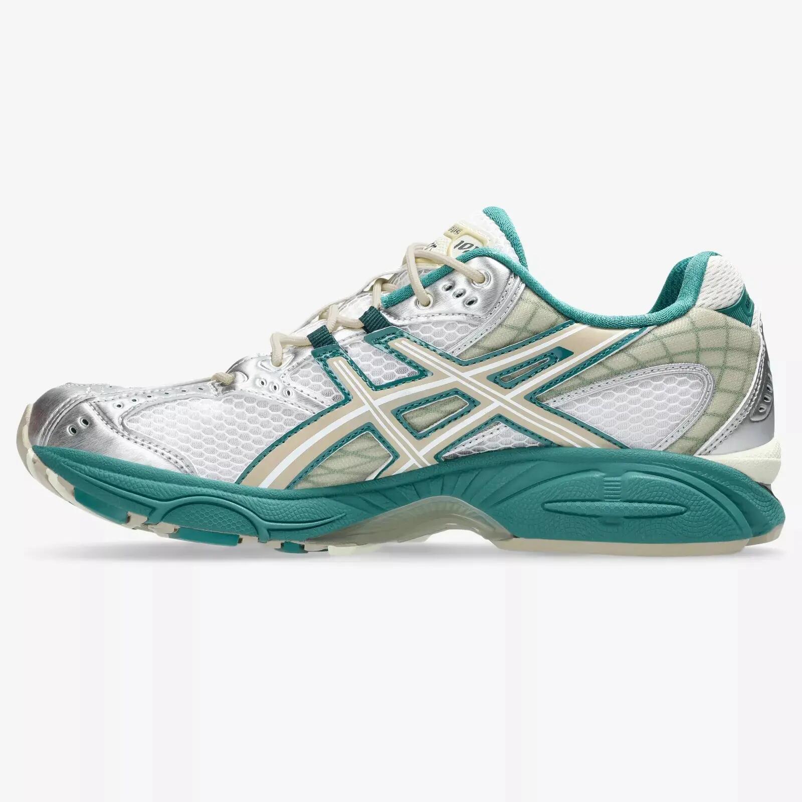 Pantofi alergare ASICS Gel-Nimbus 10.1 bărbați, alb, Rainy Lake 4/5