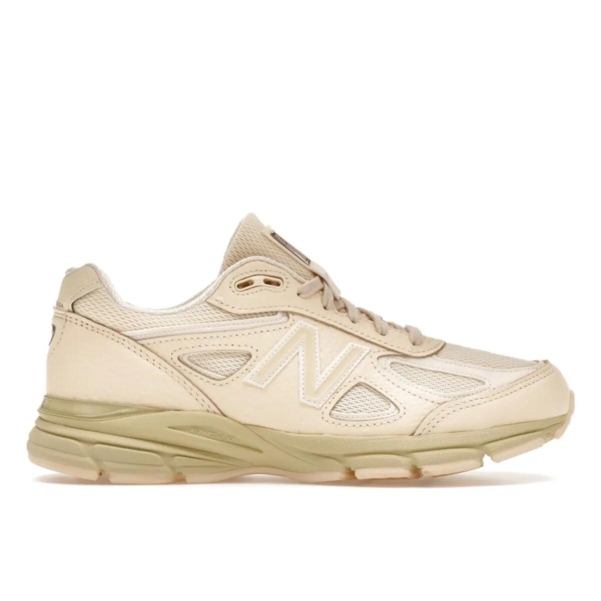 NEW BALANCE picture