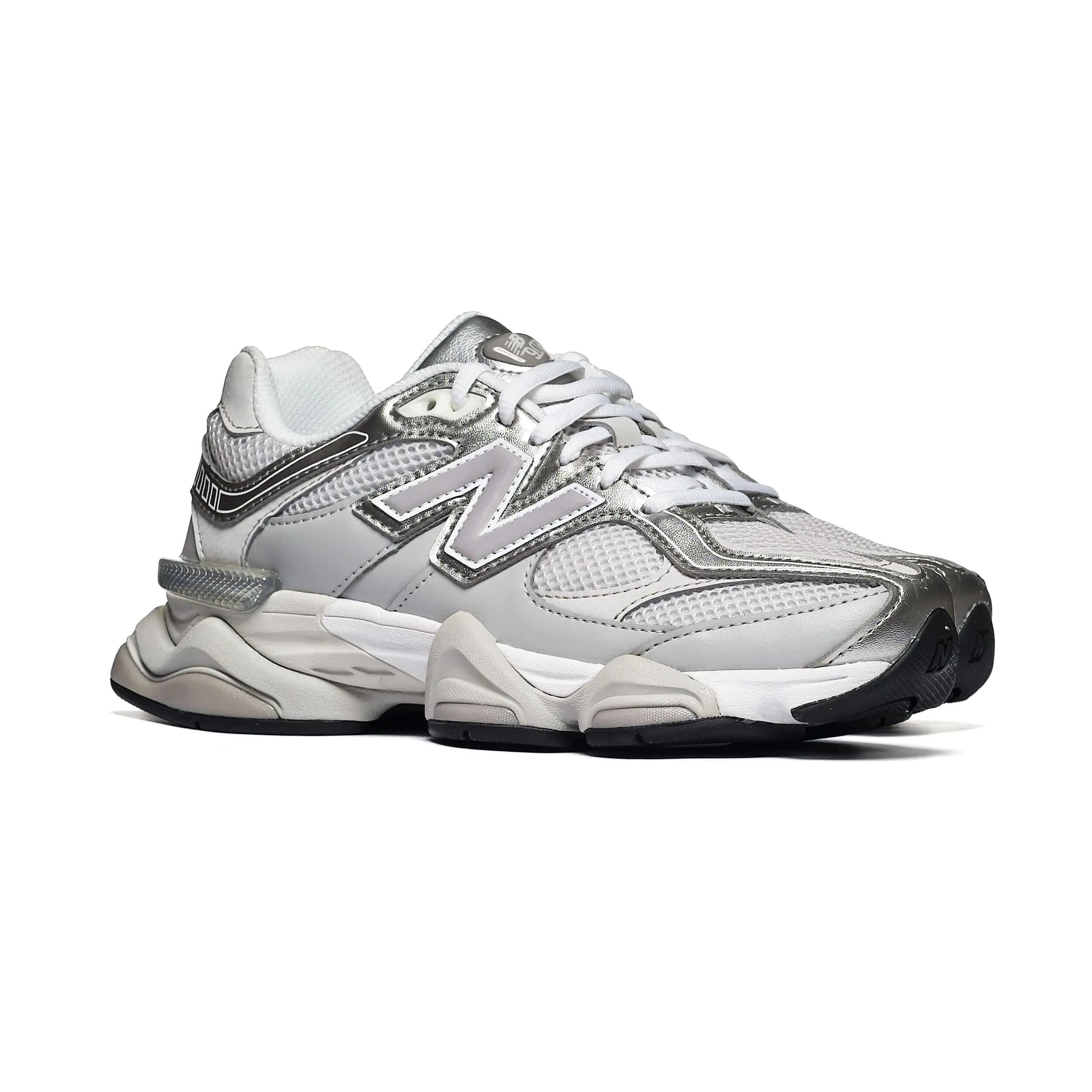 New Balance 9060 Shoes in Grey 1/7