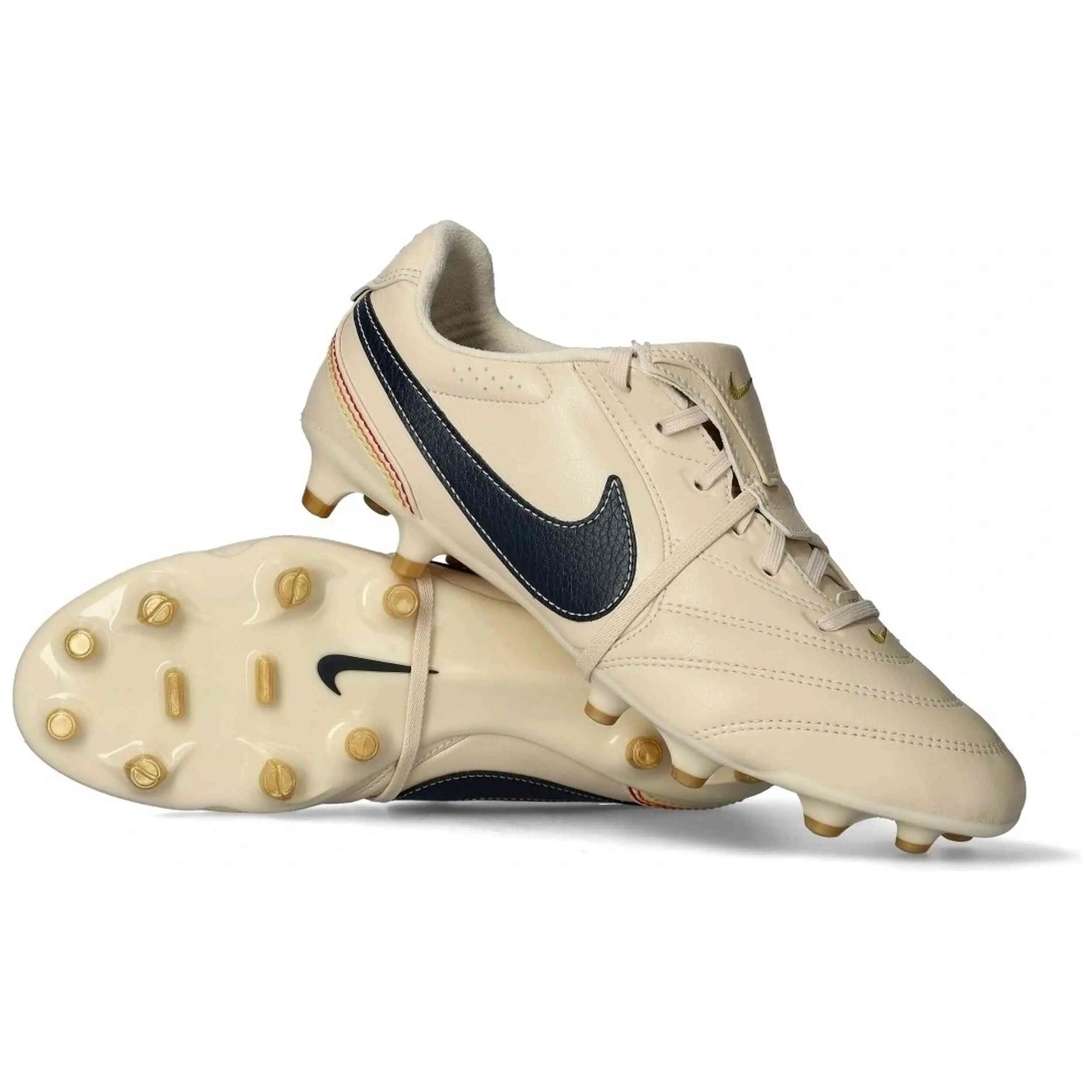 Scarpe da calcio Nike modello Tiempo Ligera Pro FG per uomini 3/5