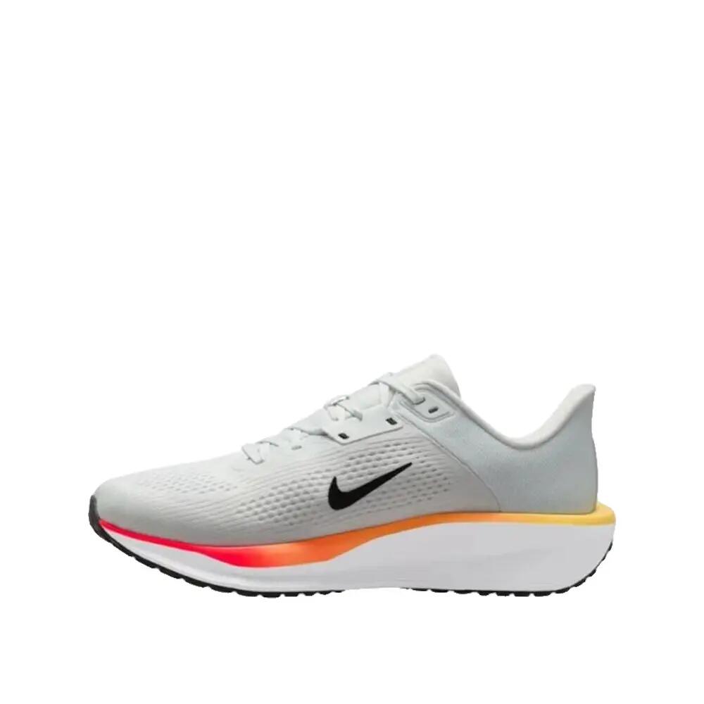 Zapatillas de running Nike Quest 6 Blancas/Negras/Dorada Topaz 2/4