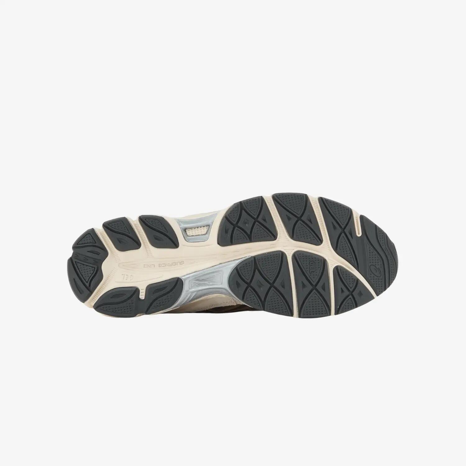 Wanderschuhe ASICS Gel-NYC Braun/Schwarz 5/5