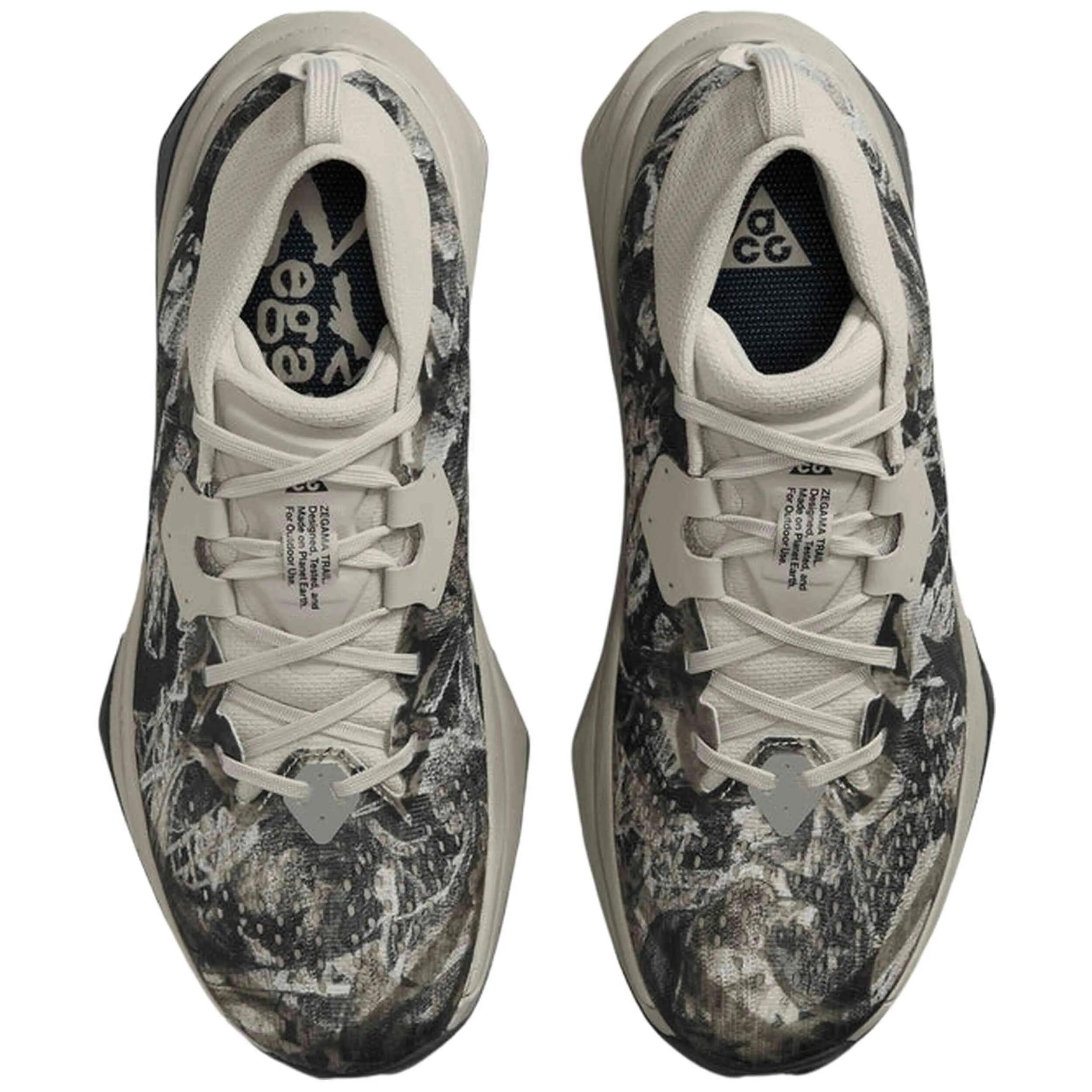 Scarpe Nike modello ZoomX per unisex 3/5