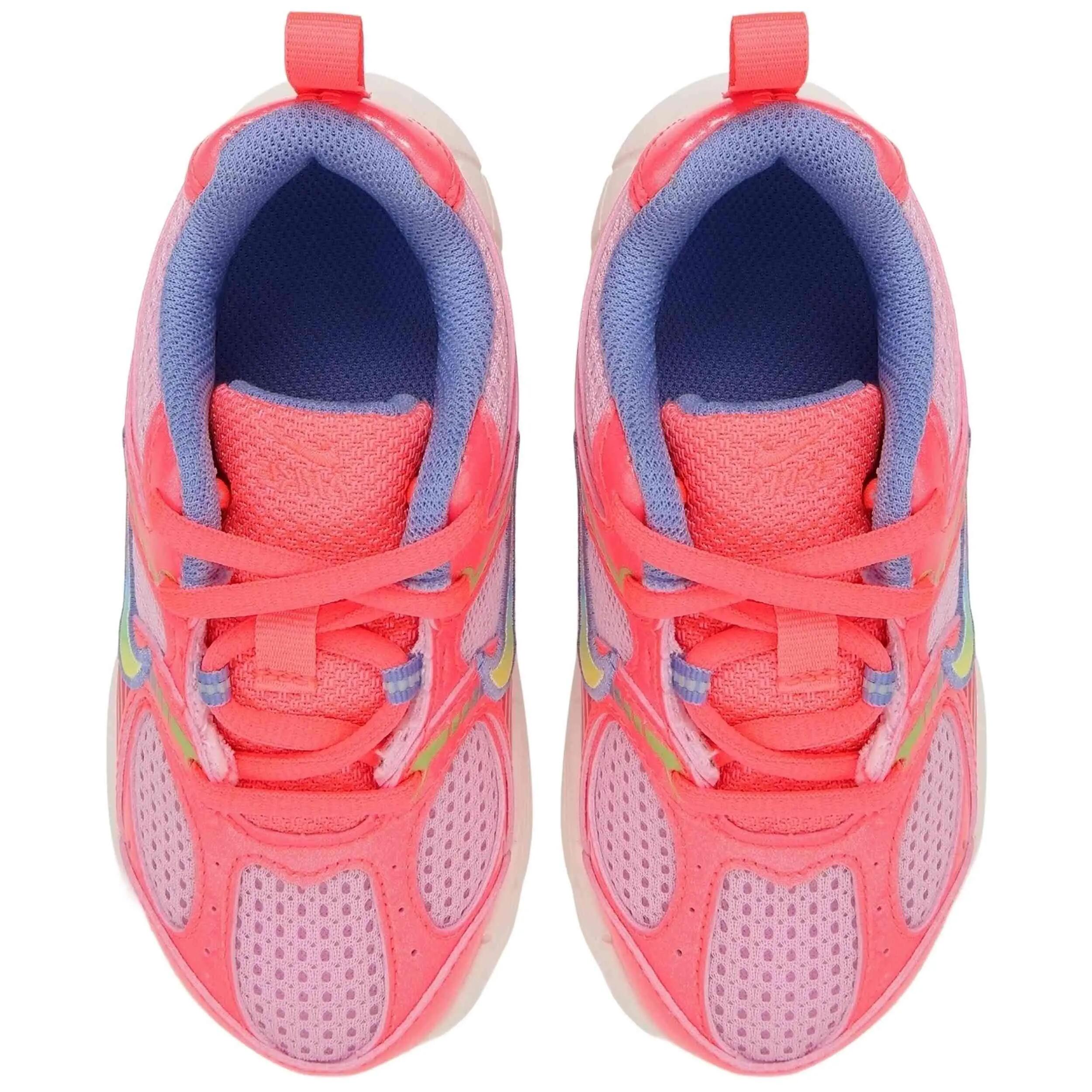 Sapatilhas Nike modelo IV6244-674 para crianças unissex 4/5