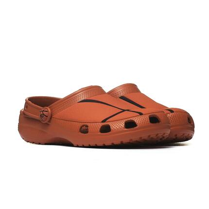 Dziecięce chodaki Crocs CLASSIC BASKETBALL CLOG KID'S 210156-805