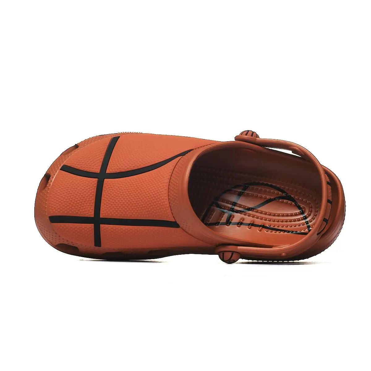 Dziecięce chodaki Crocs CLASSIC BASKETBALL CLOG KID'S 210156-805 4/6