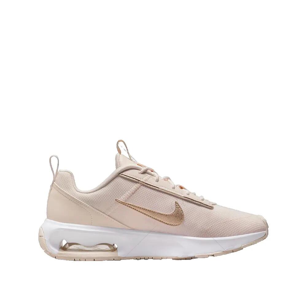 NIKE picture