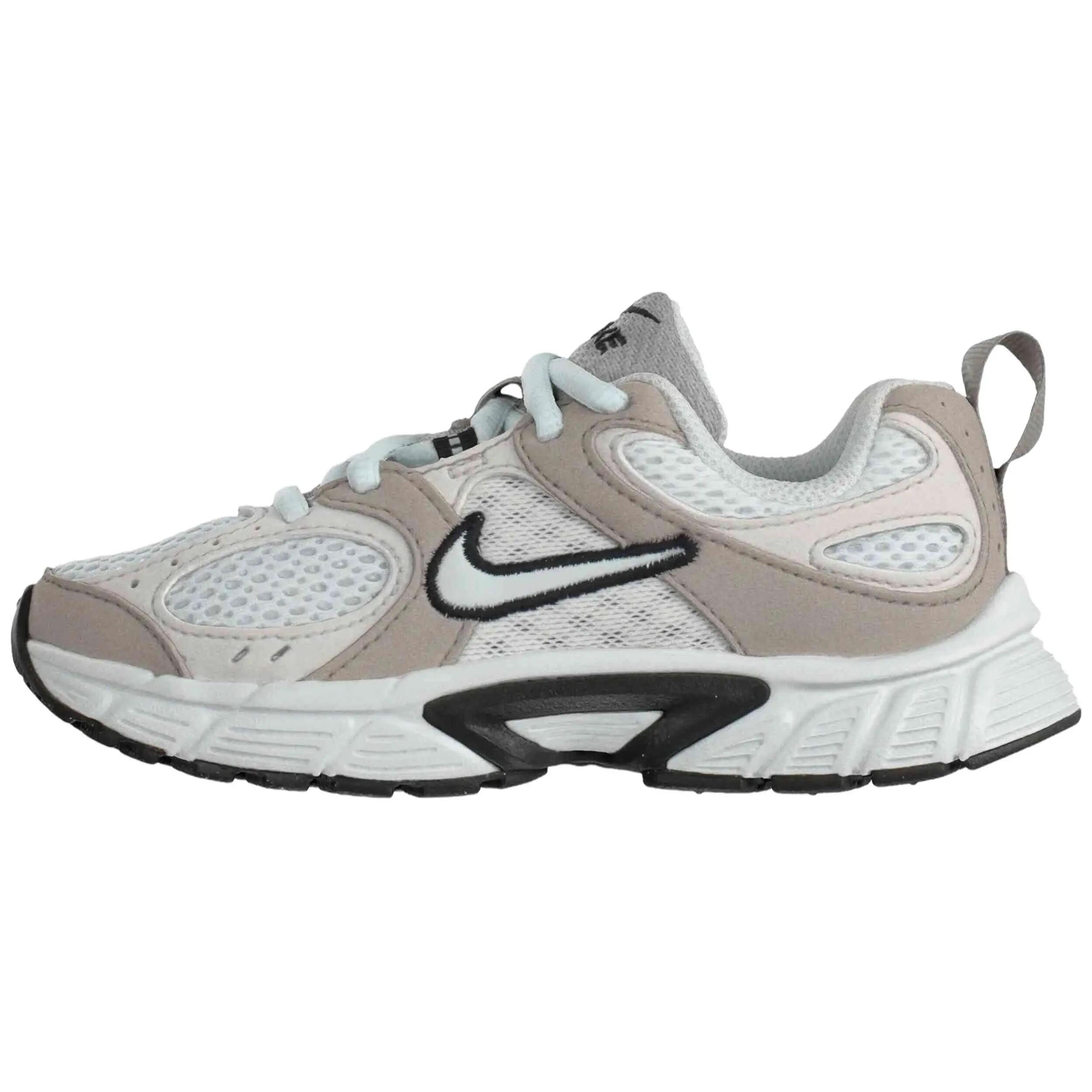 Baskets Nike modèle V5 Rnr Suede Ps pour unisexe enfants 1/4