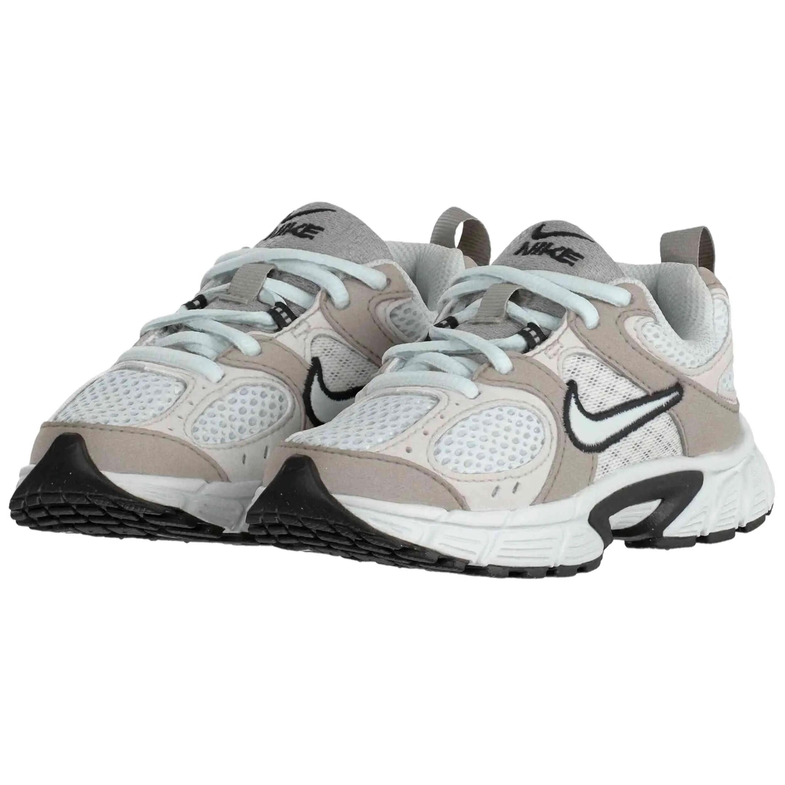 Baskets Nike modèle V5 Rnr Suede Ps pour unisexe enfants 3/4