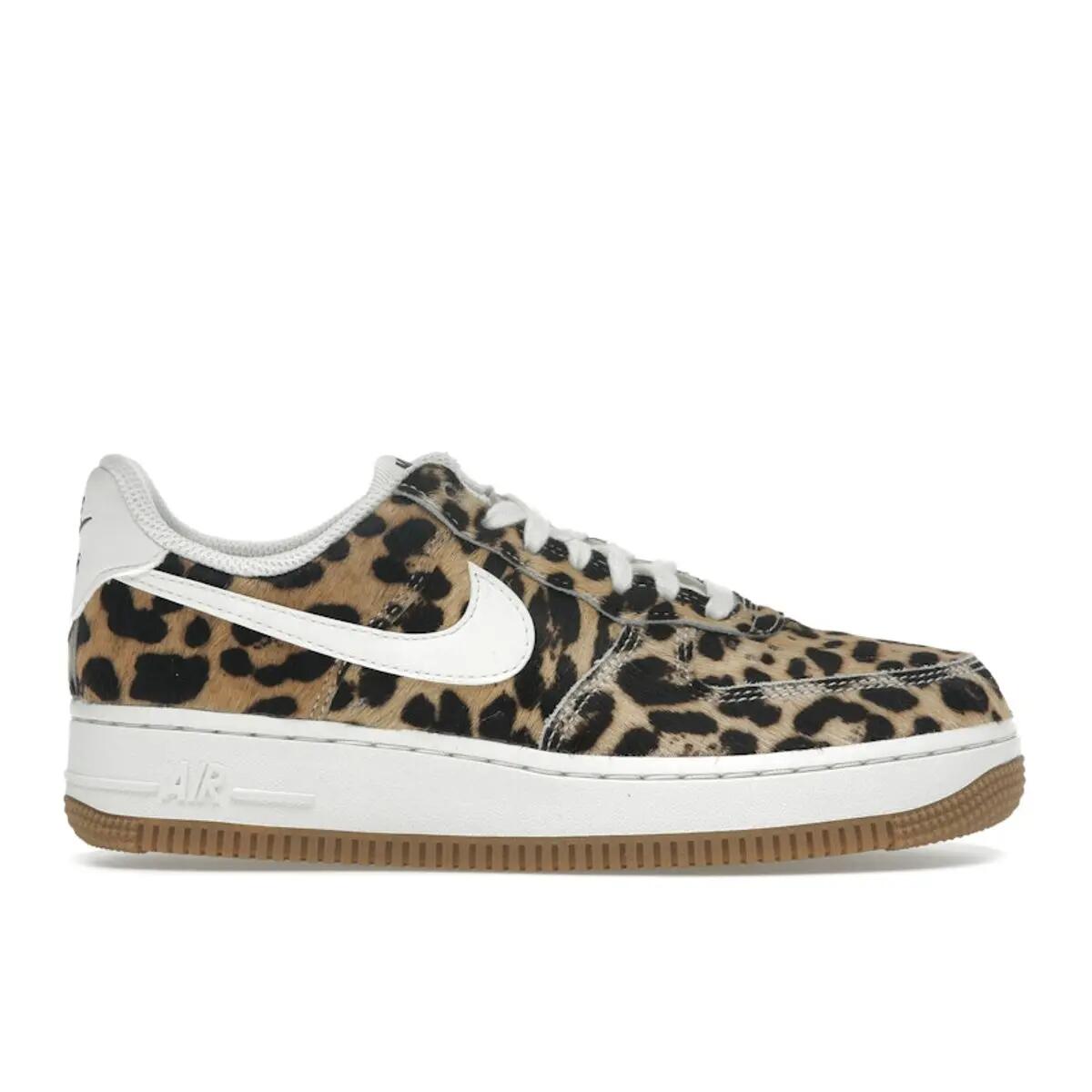 NIKE picture