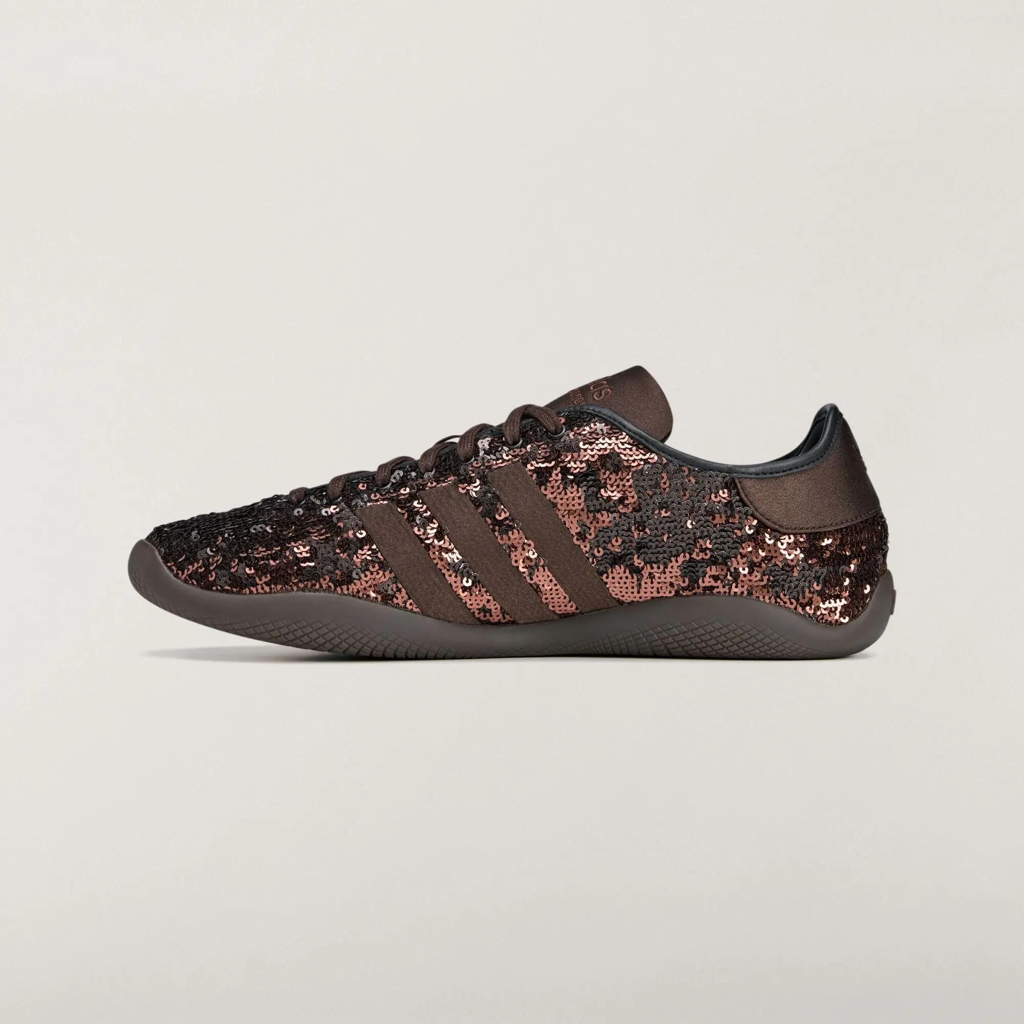 Baskets Adidas modèle KH8798 pour homme 5/5