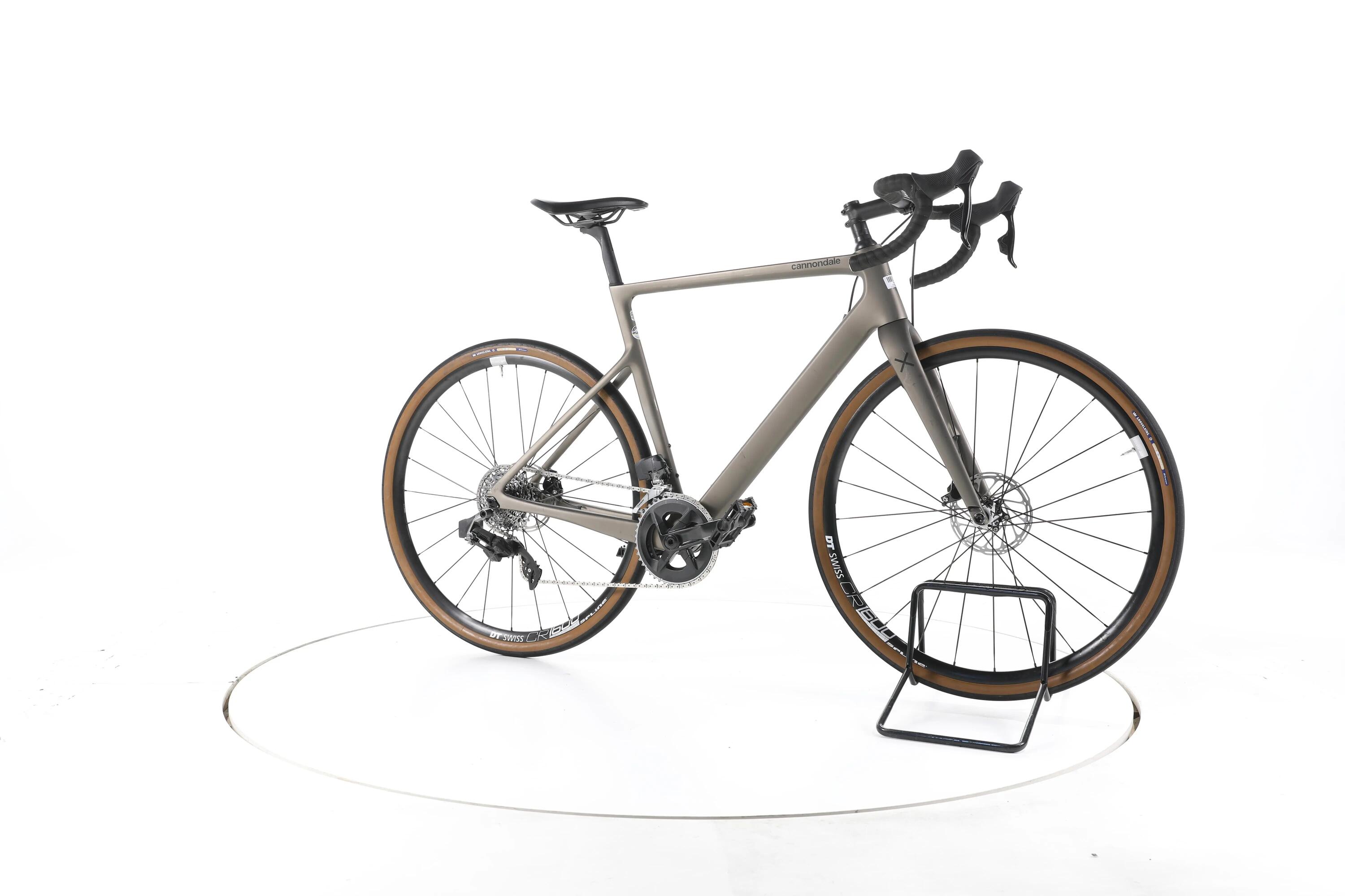 Segunda vida - Cannondale SuperSix EVO SE Gravelbike - Em muito bom estado. 2/7