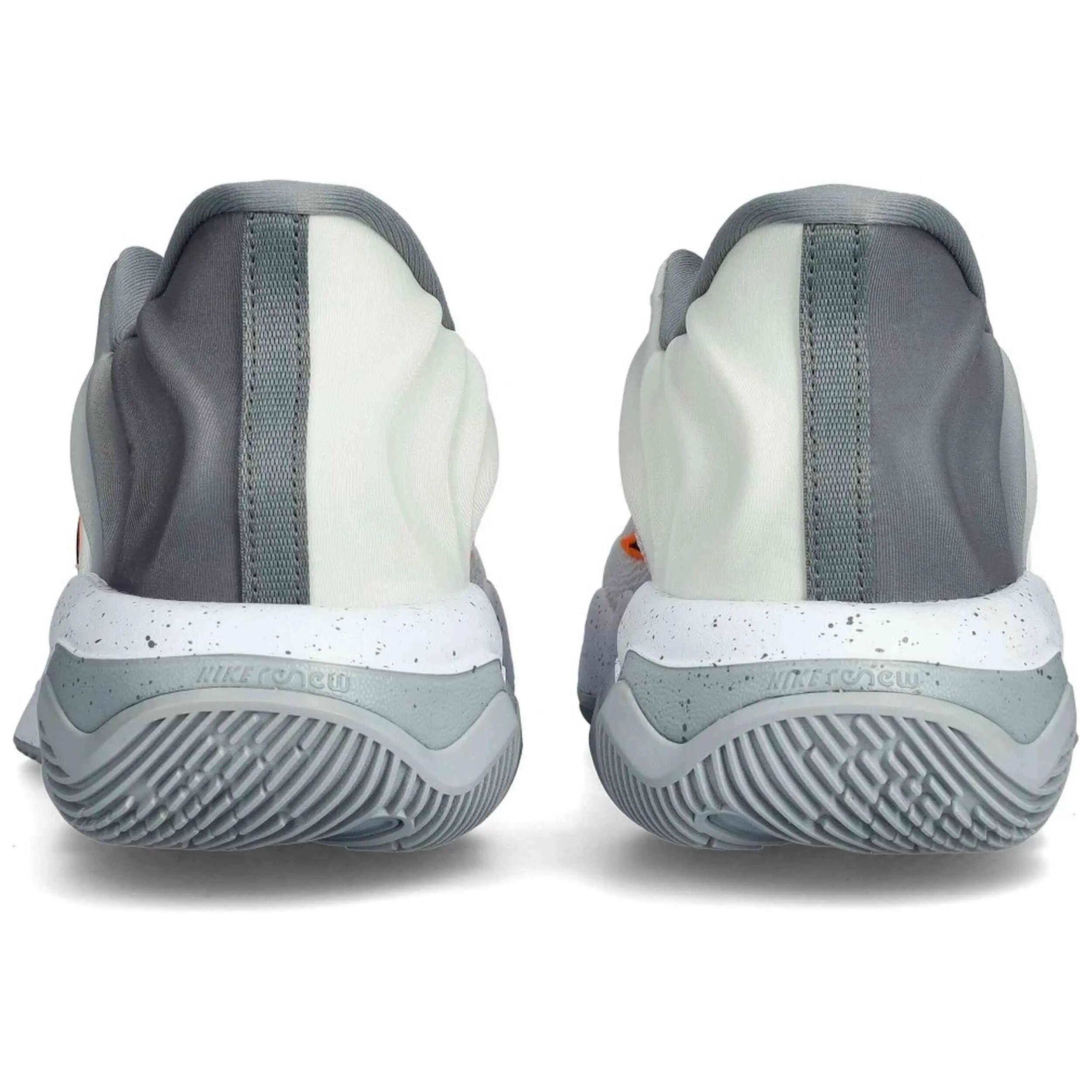 Zapatillas de baloncesto Nike modelo Giannis Immortality 4 "White Vo para hombre 5/5