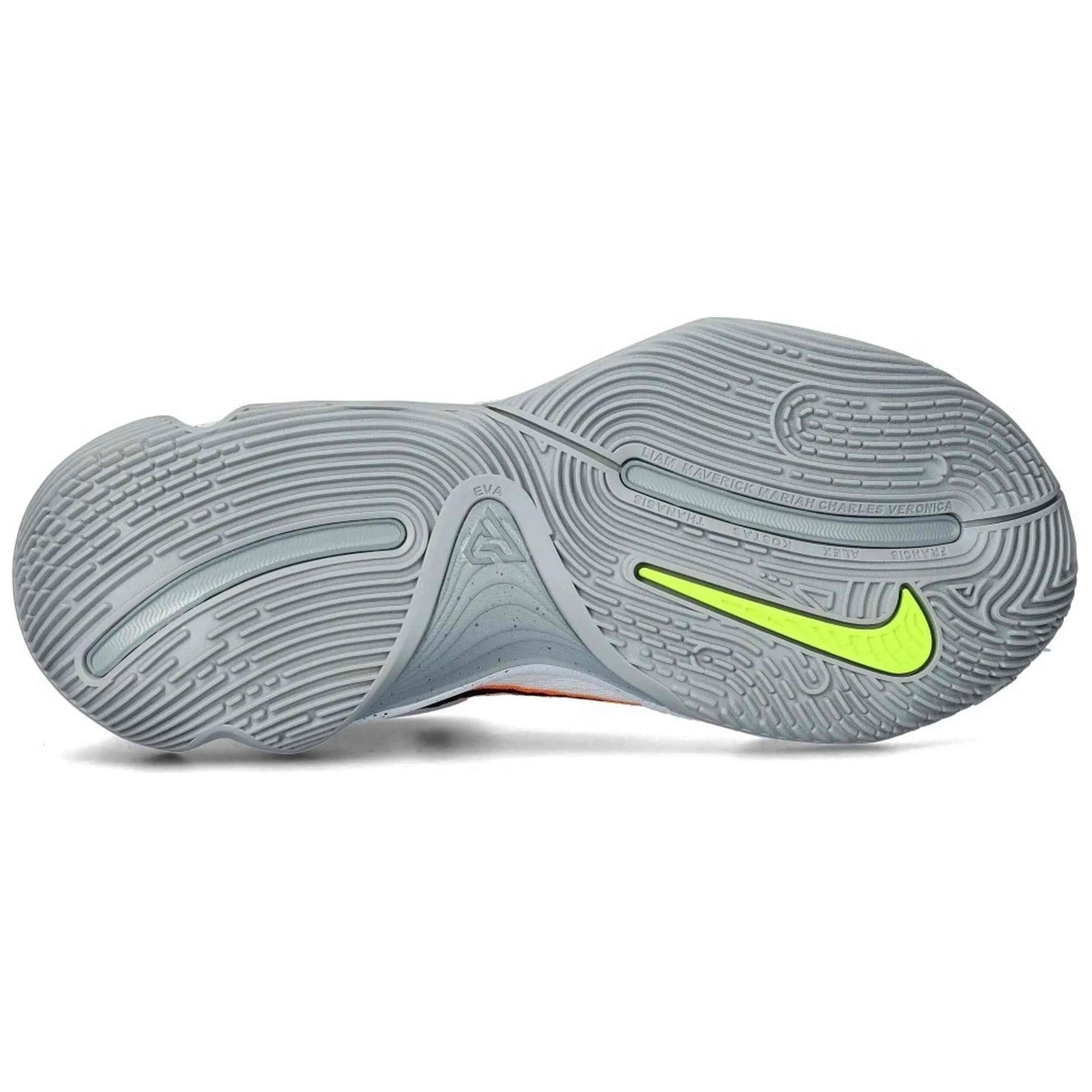 Zapatillas de baloncesto Nike modelo Giannis Immortality 4 "White Vo para hombre 4/5