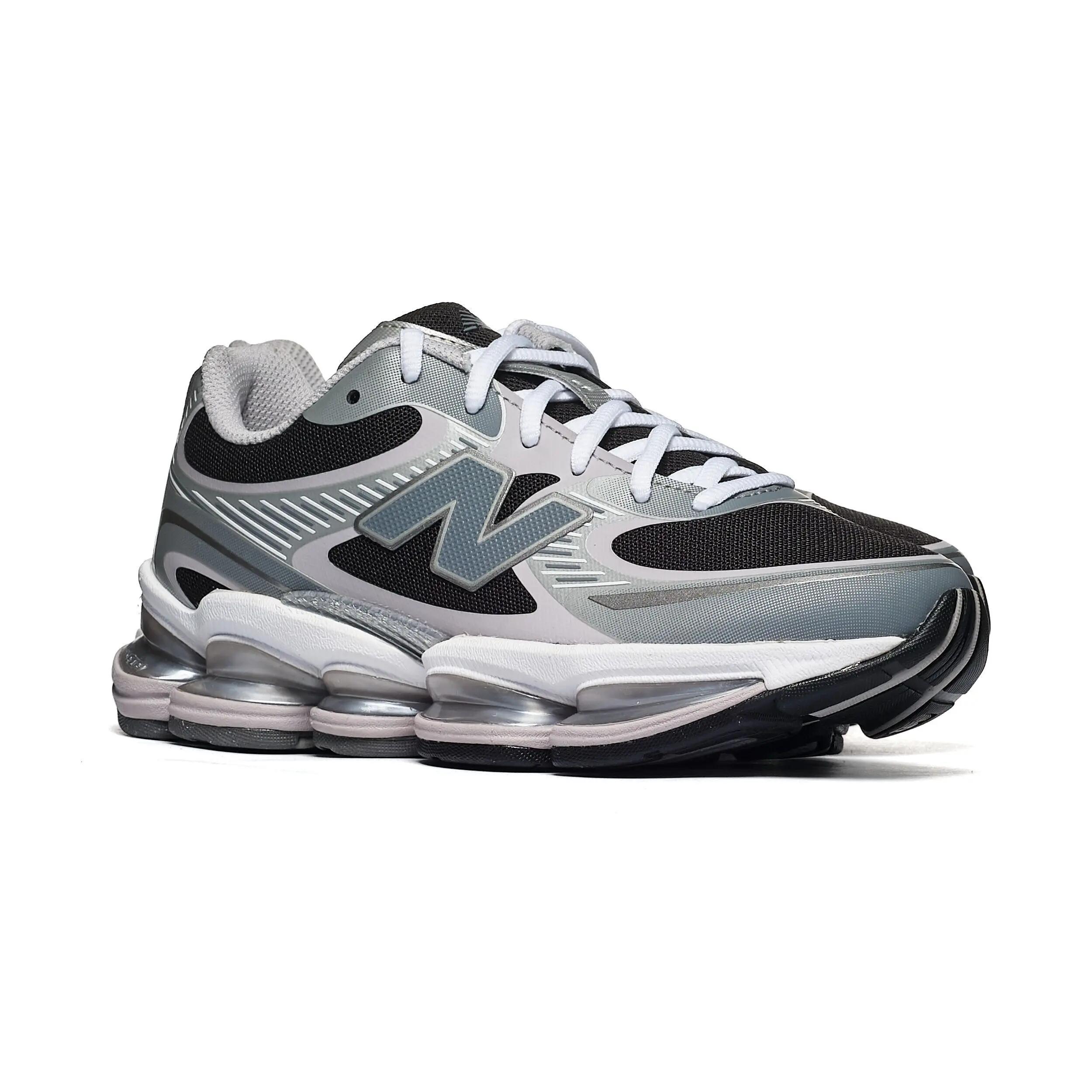 NEW BALANCE picture
