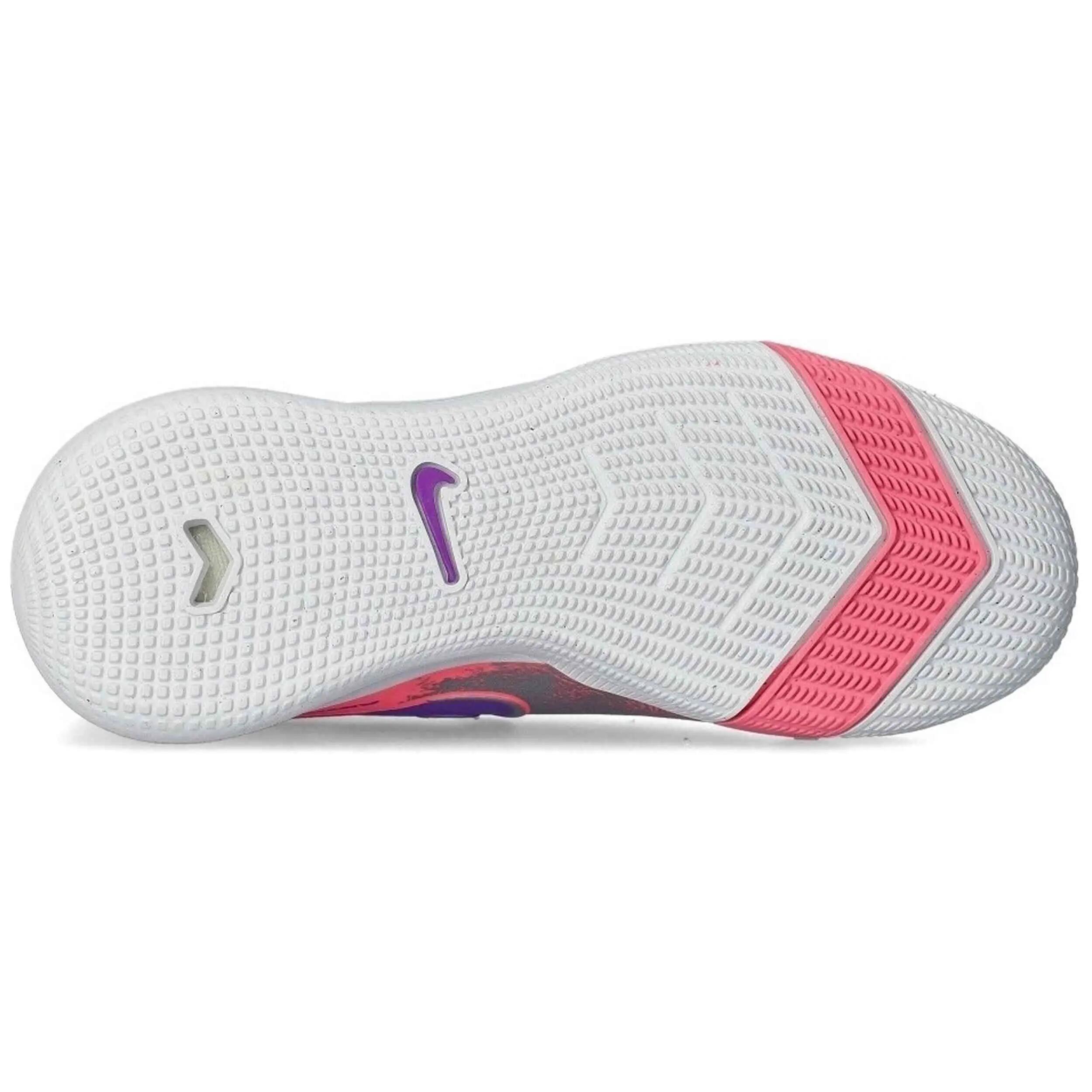 Sapatilhas Nike modelo Jr. Mercurial Vapor 16 Academy para crianças unissex 4/5