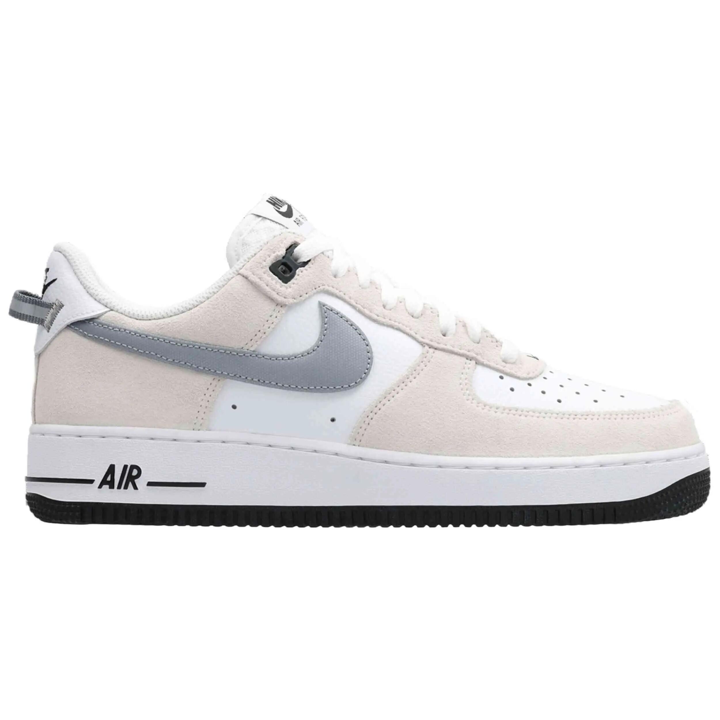 NIKE picture