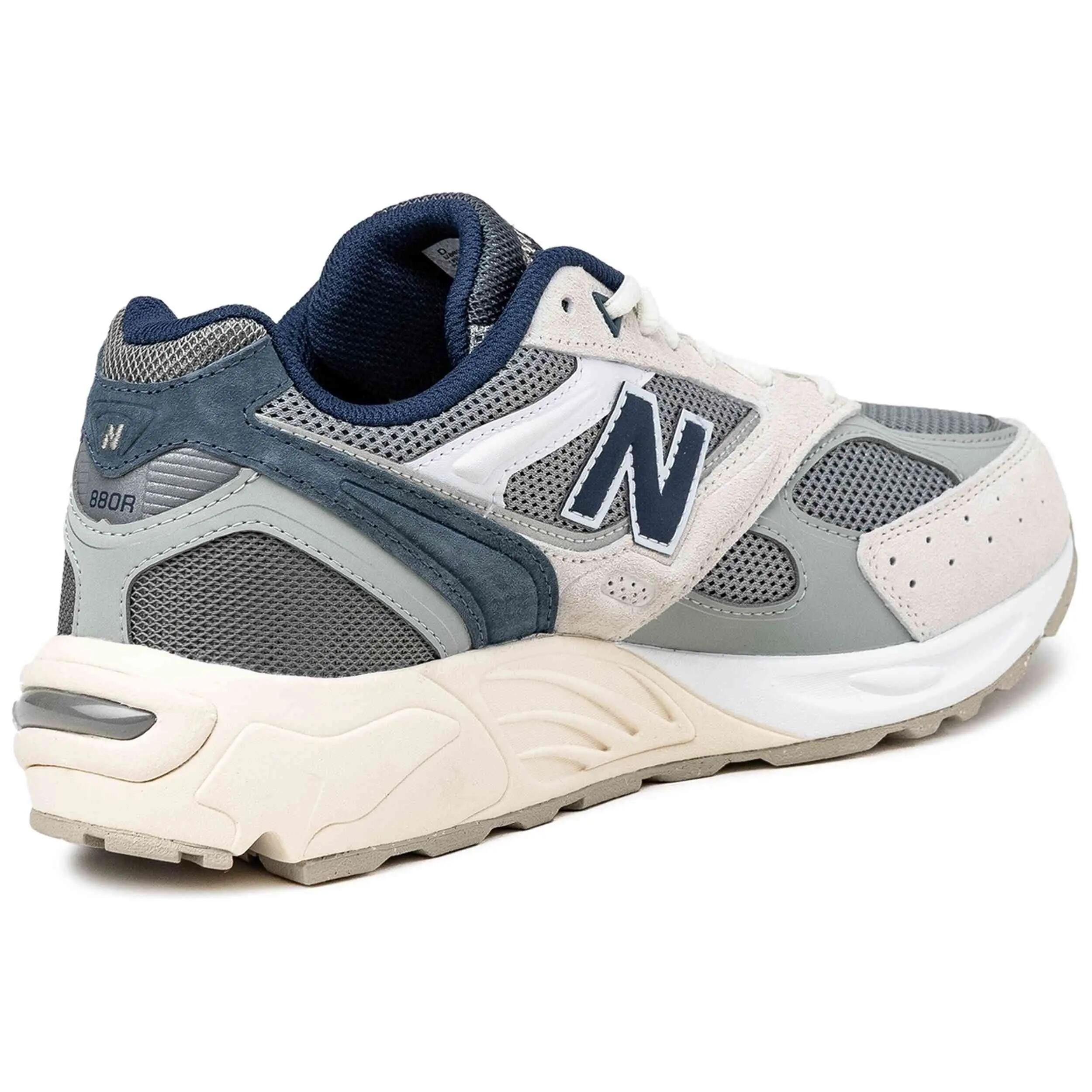 Turnschuhe New Balance Modell 880R für männer 3/3