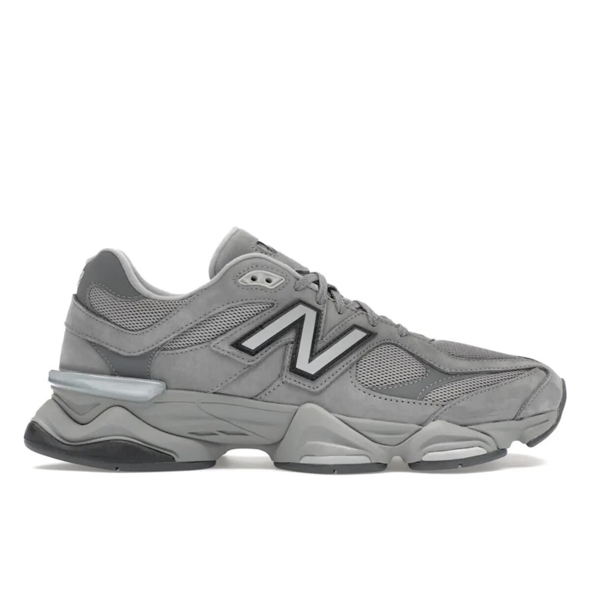 NEW BALANCE picture